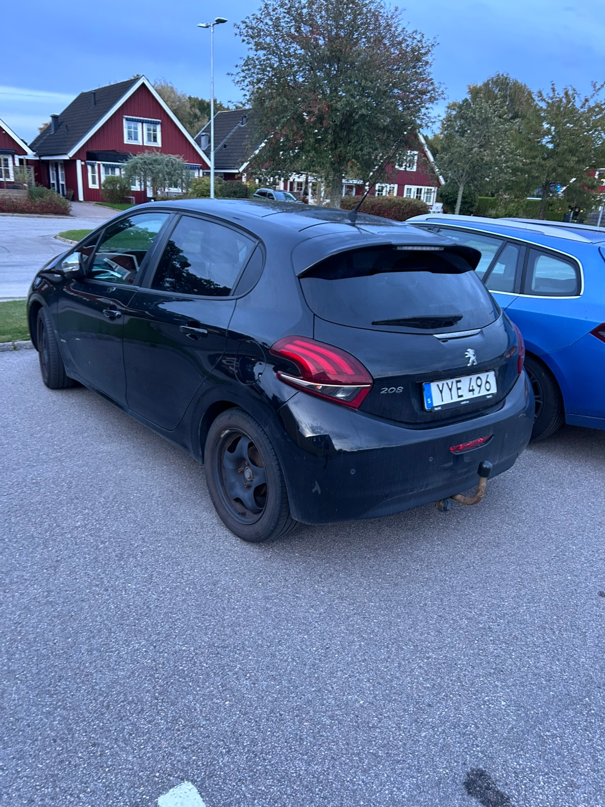 Peugeot 208 2017, bild 2/3