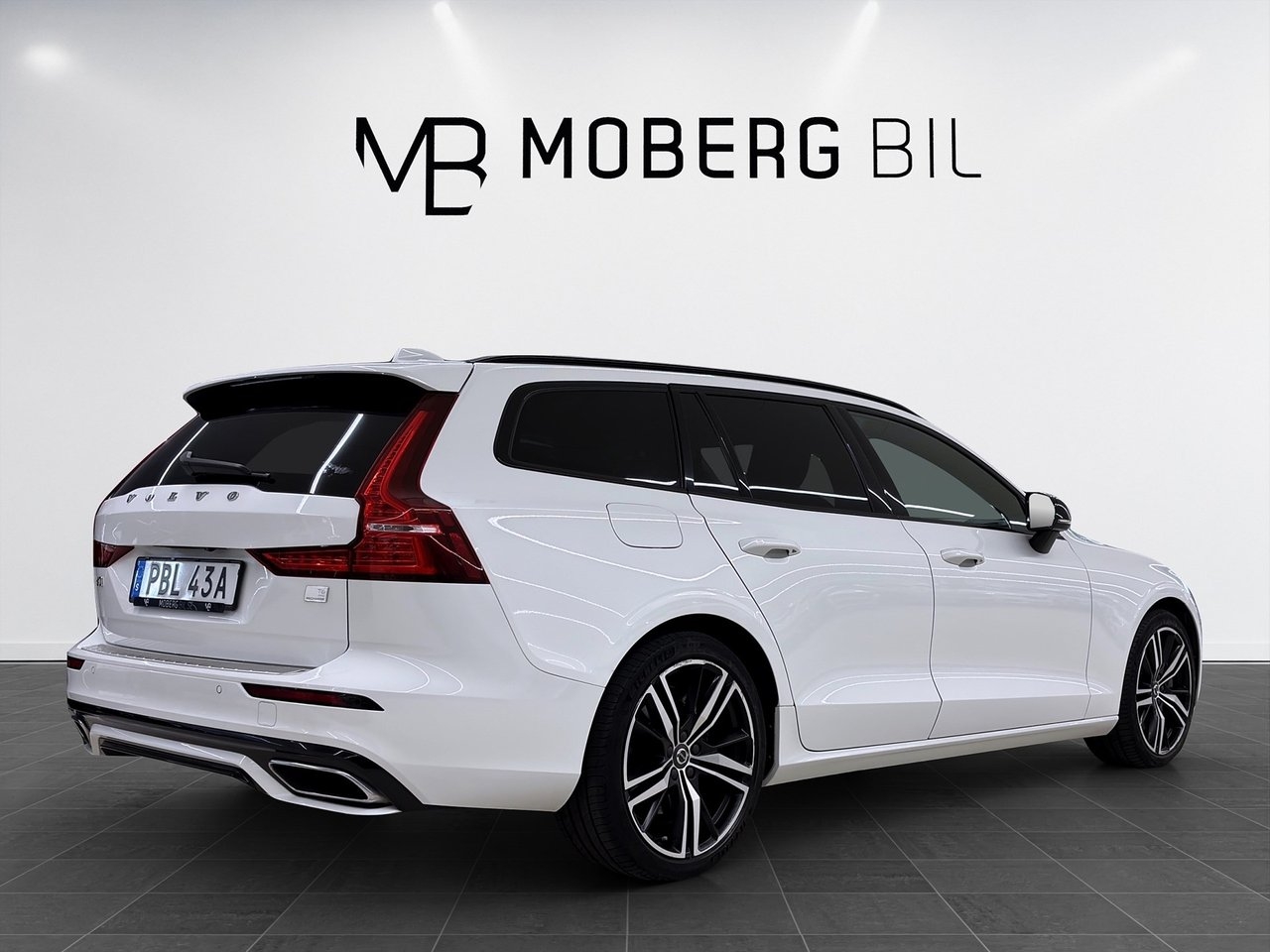 Volvo V60 Recharge T6 AWD 341hk R-Design 2022, bild 6/10