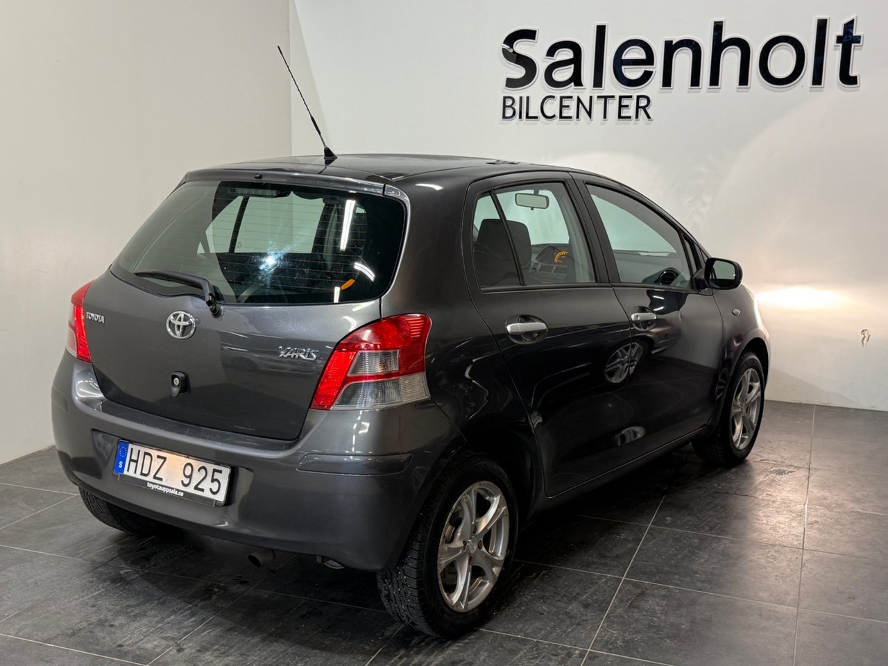 Toyota Yaris 2010, bild 6/10