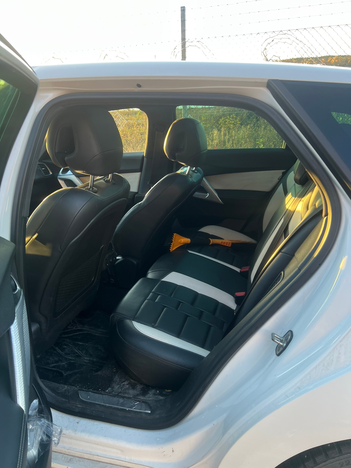 Citroen DS5 2.0 Hybrid4 Airdream AWD EGS 2012, bild 6/6