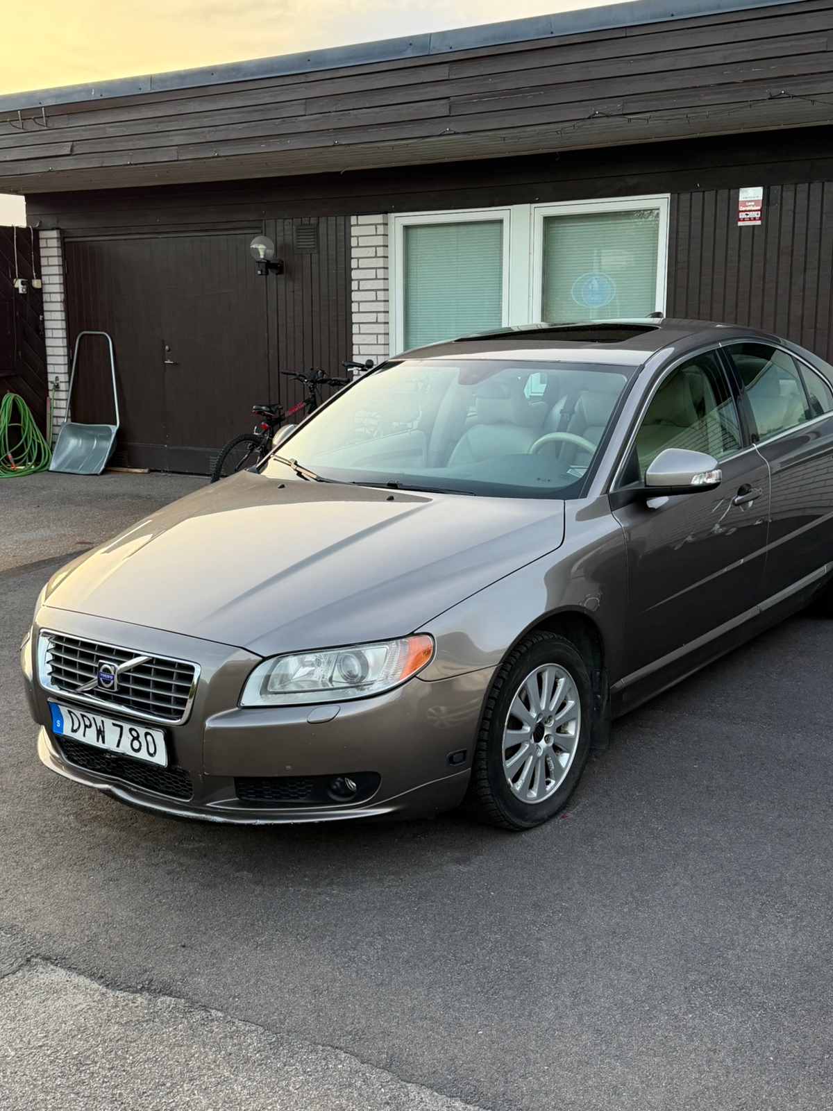 Volvo S80 2.5T Geartronic 2007, photo 4/10