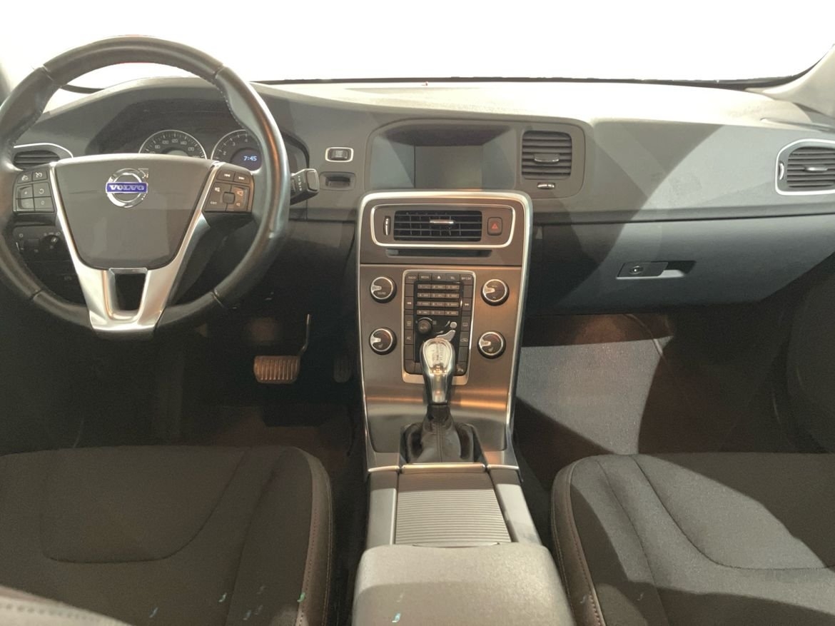 Volvo S60 T4 Momentum 2013, bild 5/10