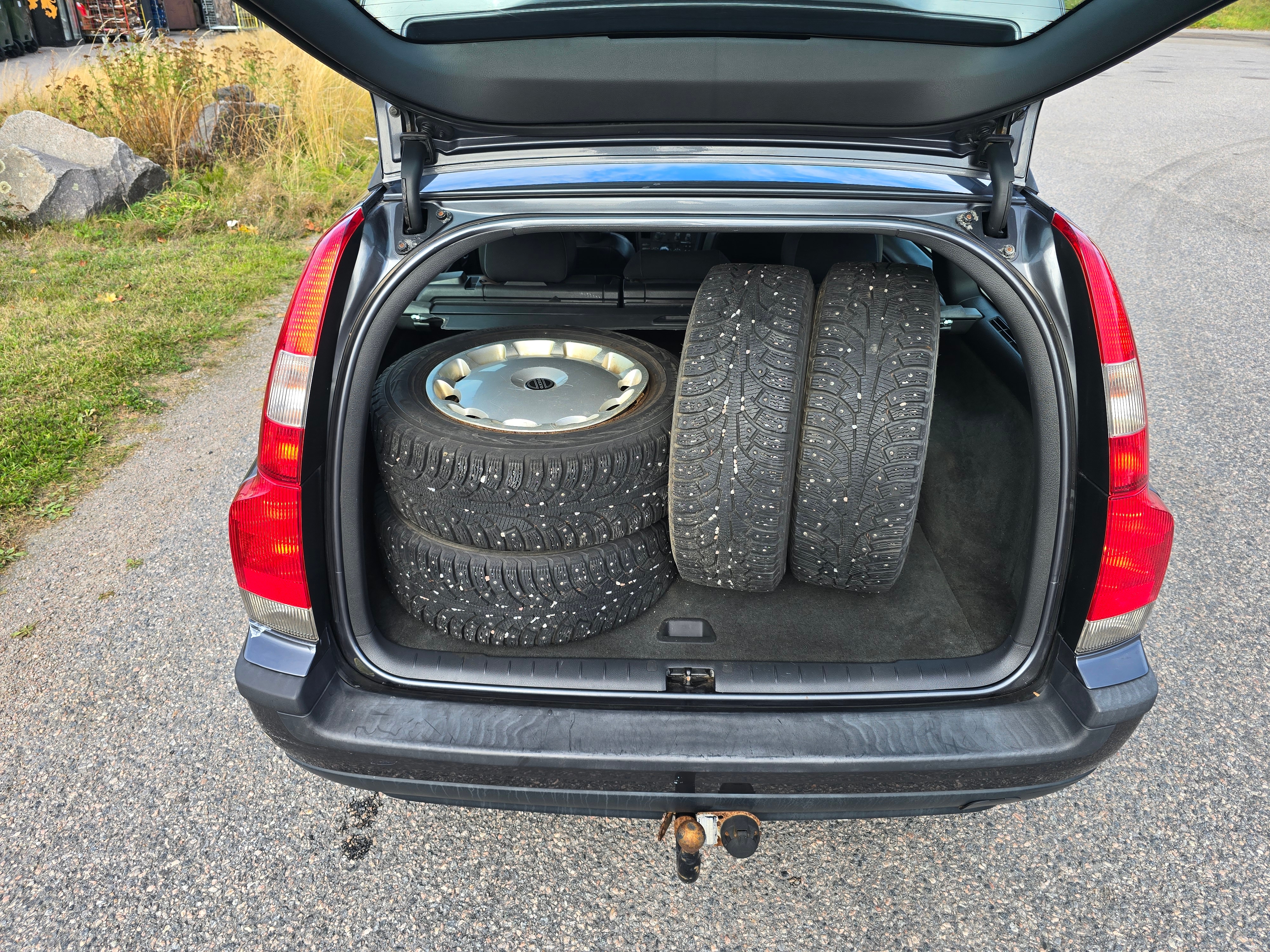 Volvo V70 2.4 Manuell 2004, bild 5/7