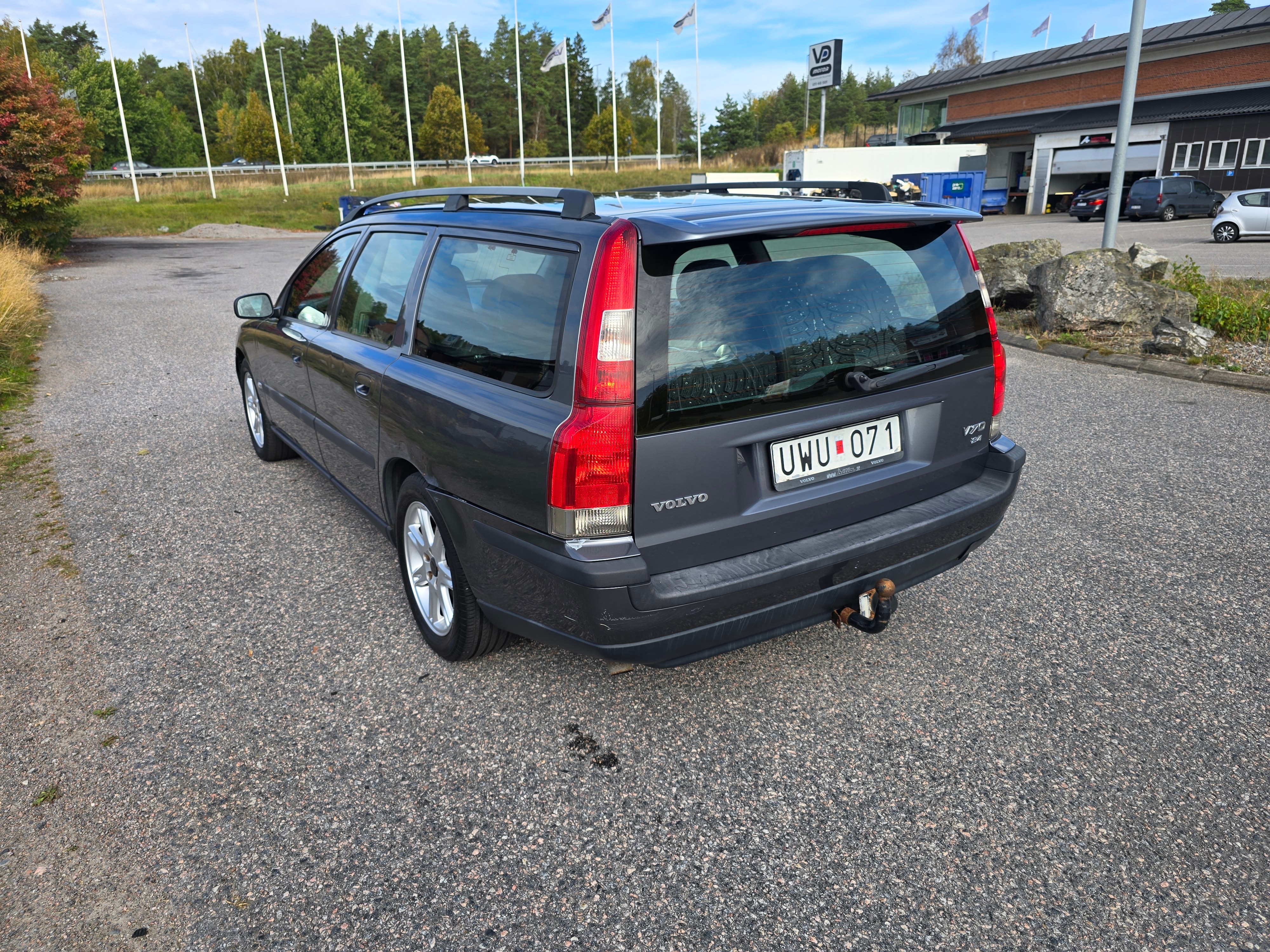 Volvo V70 2.4 Manuell 2004, bild 4/7