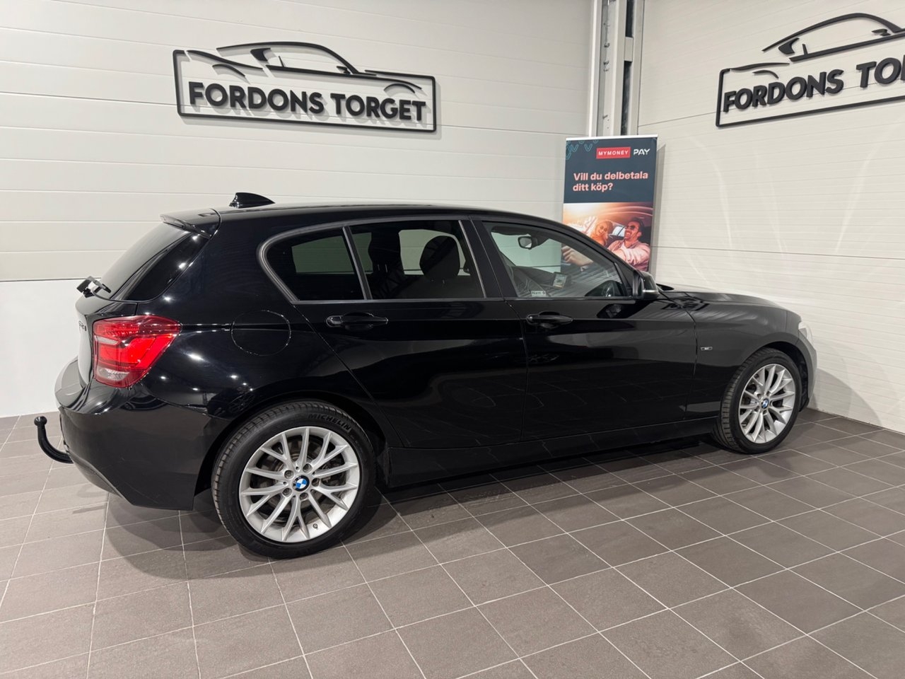 BMW 120 2015, bild 6/10