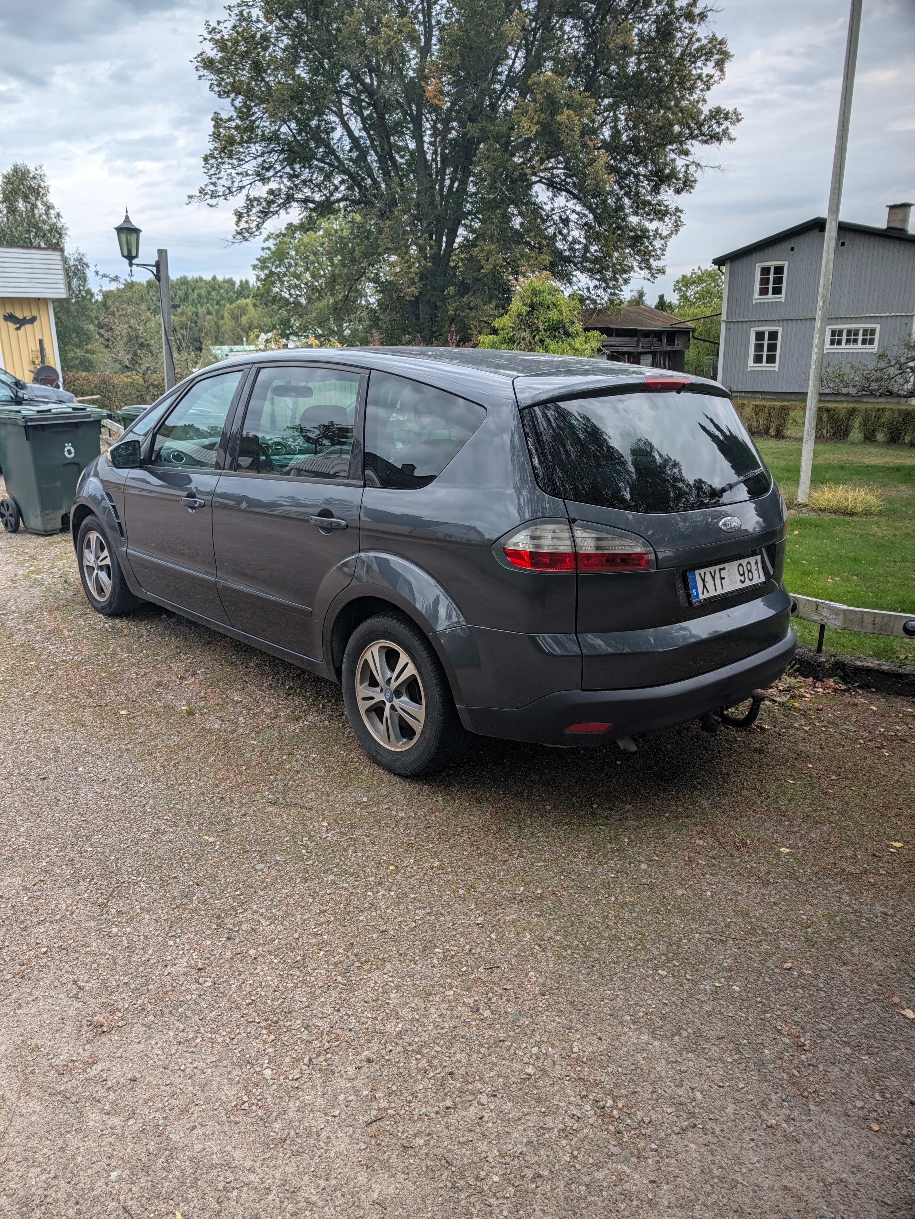 Ford S-MAX 2.0 Manuell 2006, bild 2/3