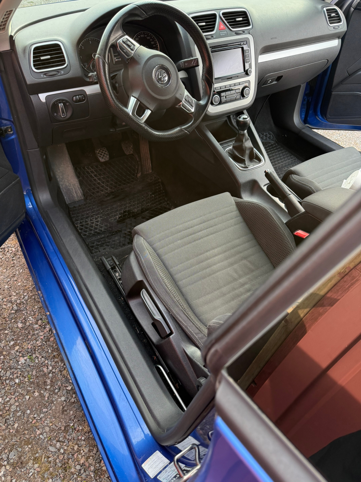 Volkswagen Scirocco 2.0 TDI DPF Manuell 2012, bild 6/7