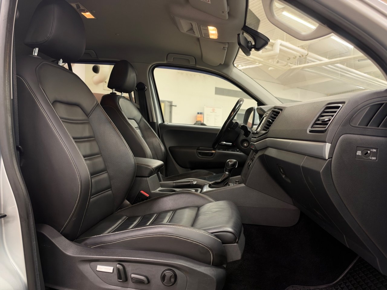 Volkswagen Amarok 2018, kuva 6/10