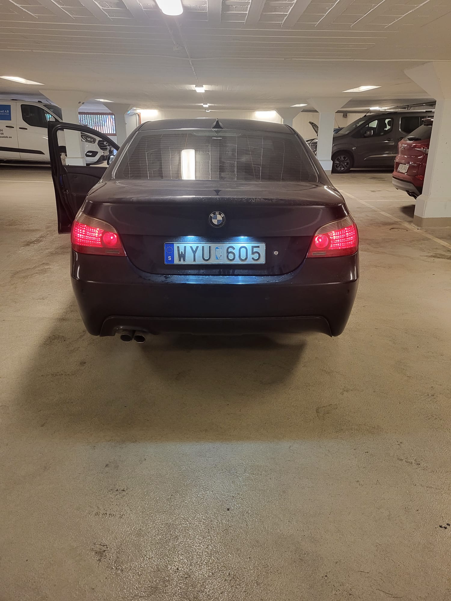 BMW 525