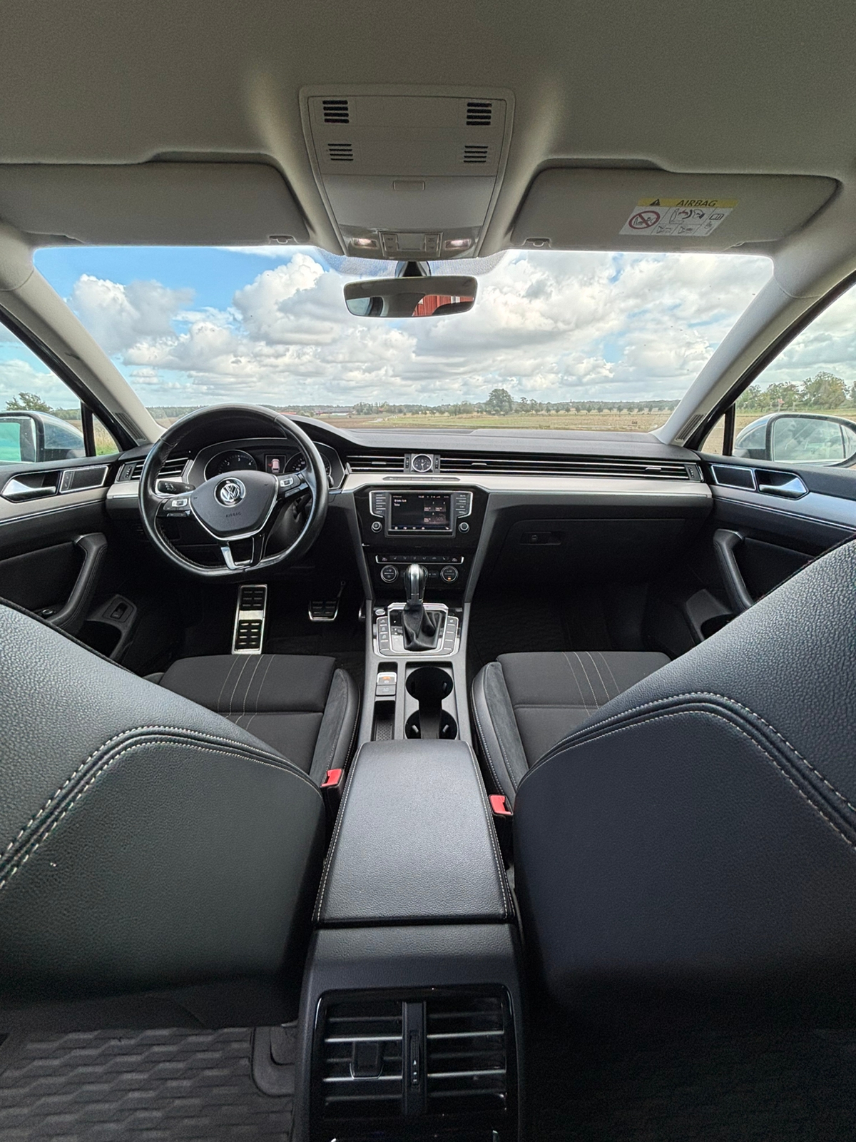 Volkswagen Passat 2017, bild 5/6