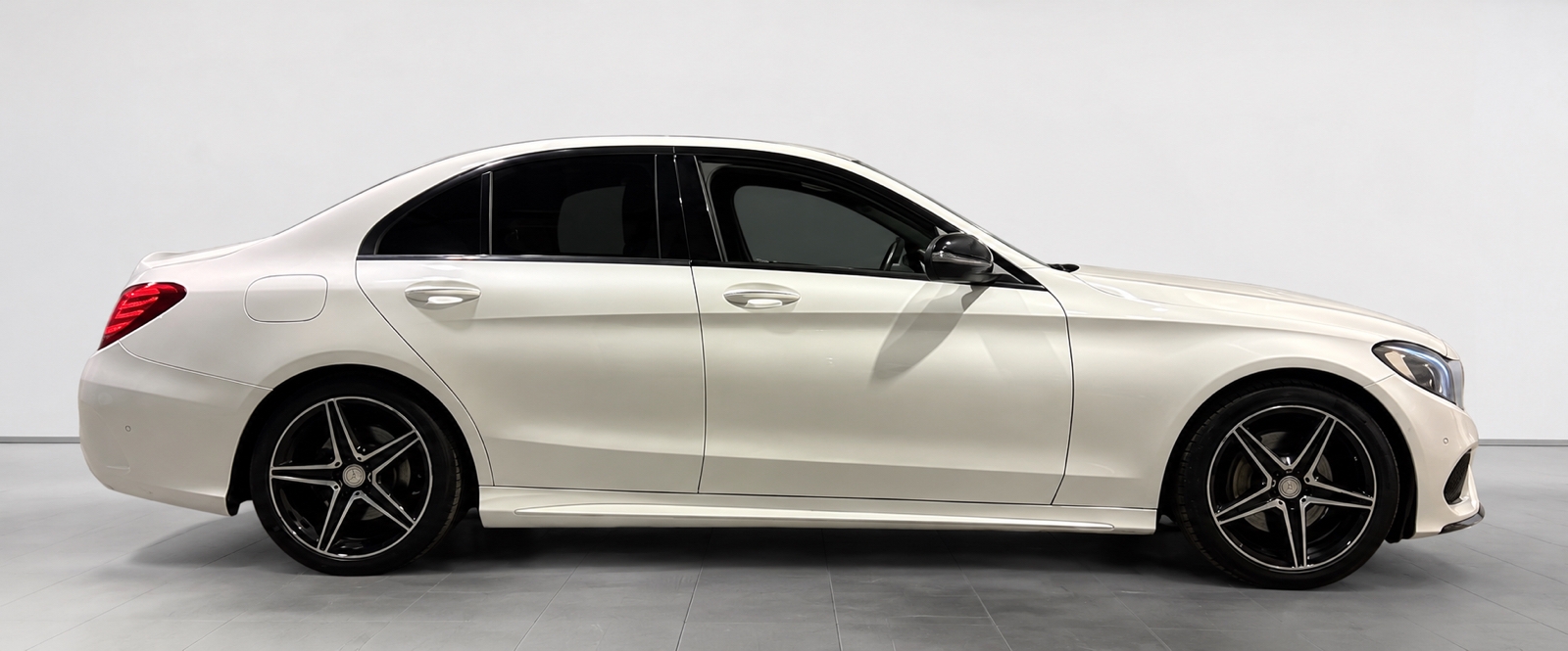 Mercedes-Benz C 220 d 9G-Tronic 2017, bild 2/9