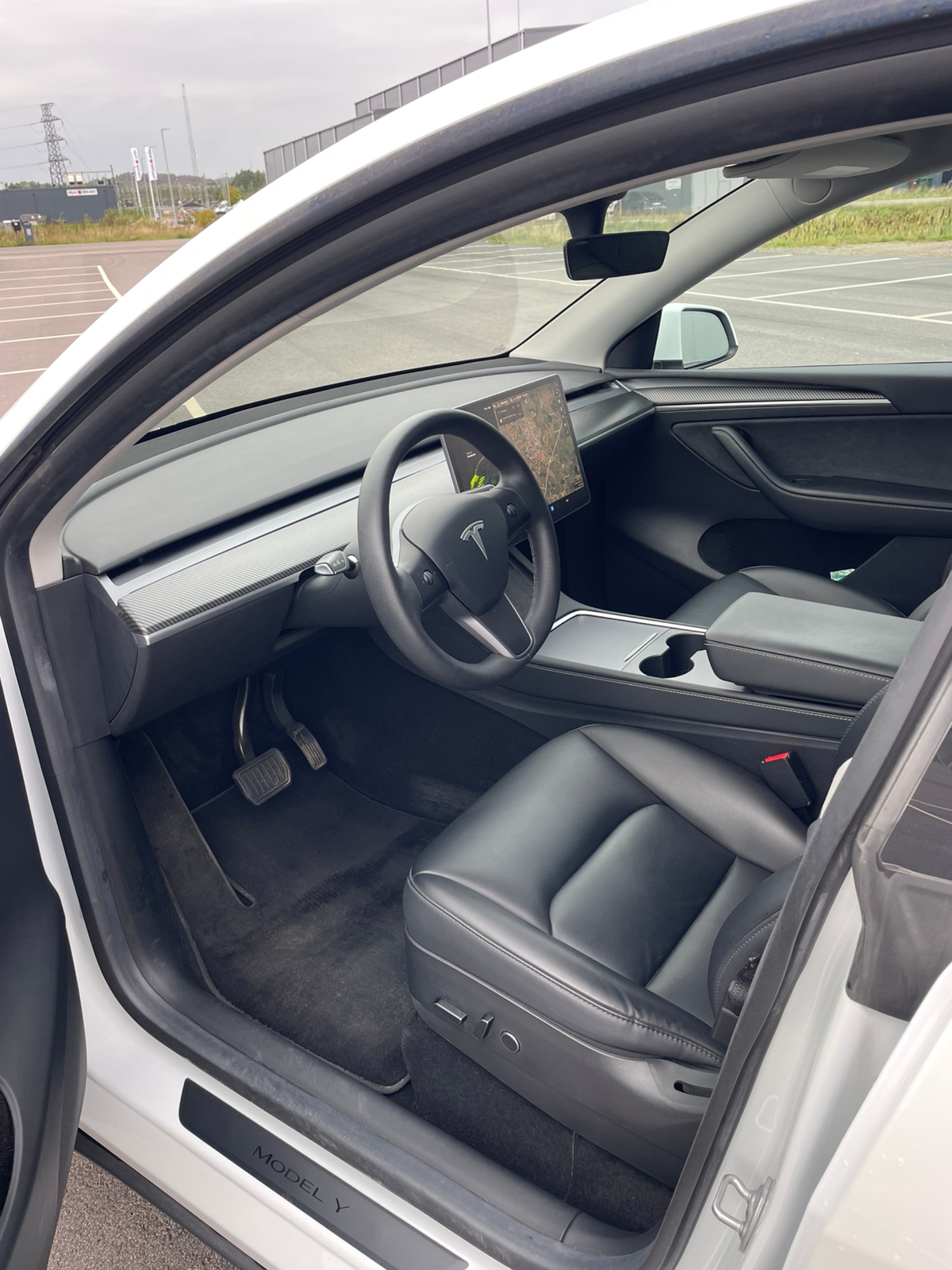 Tesla Model Y Long Range AWD 2022, bild 6/7