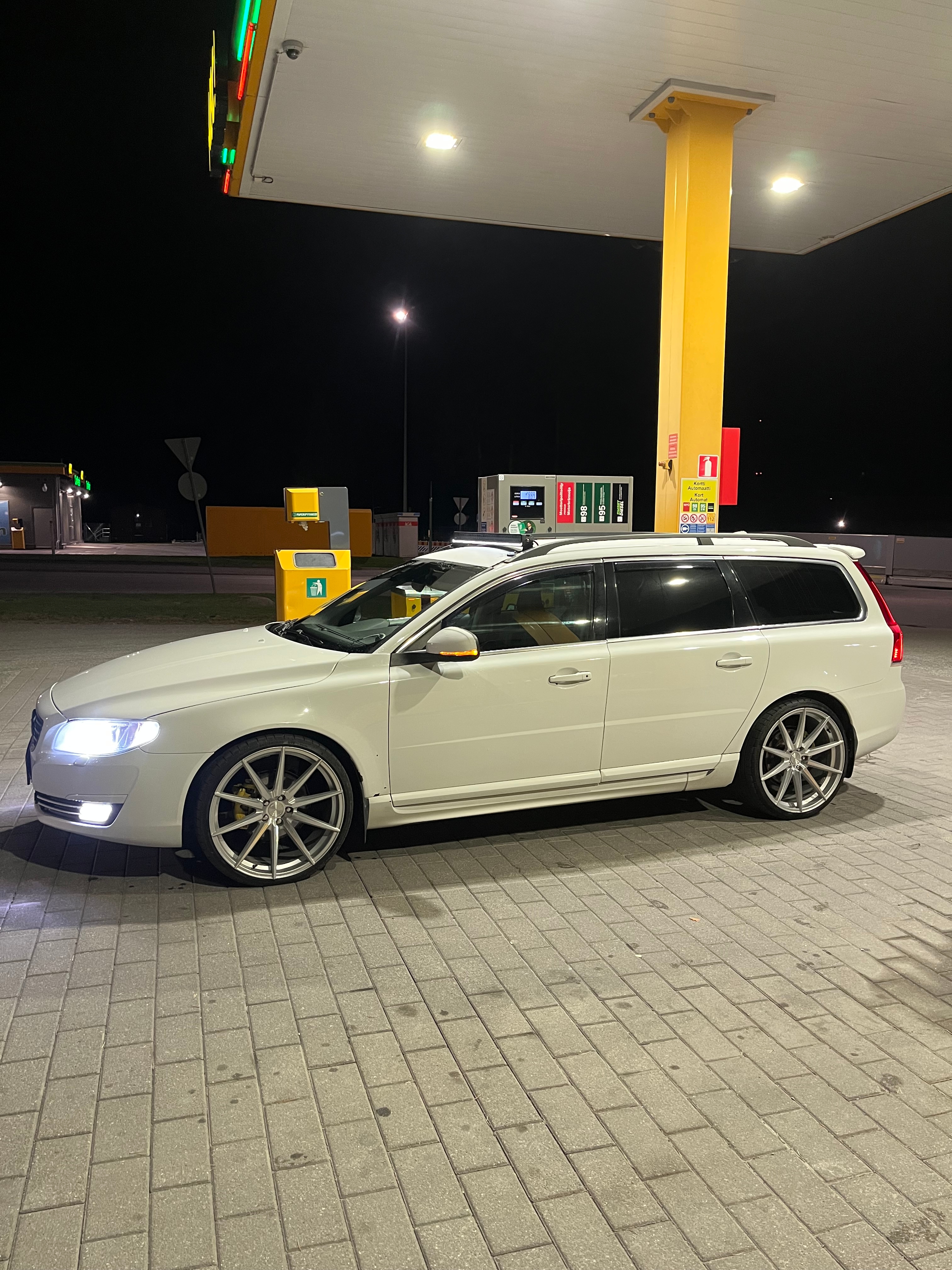 Volvo V70 D4 Manuell 2015, bild 6/10