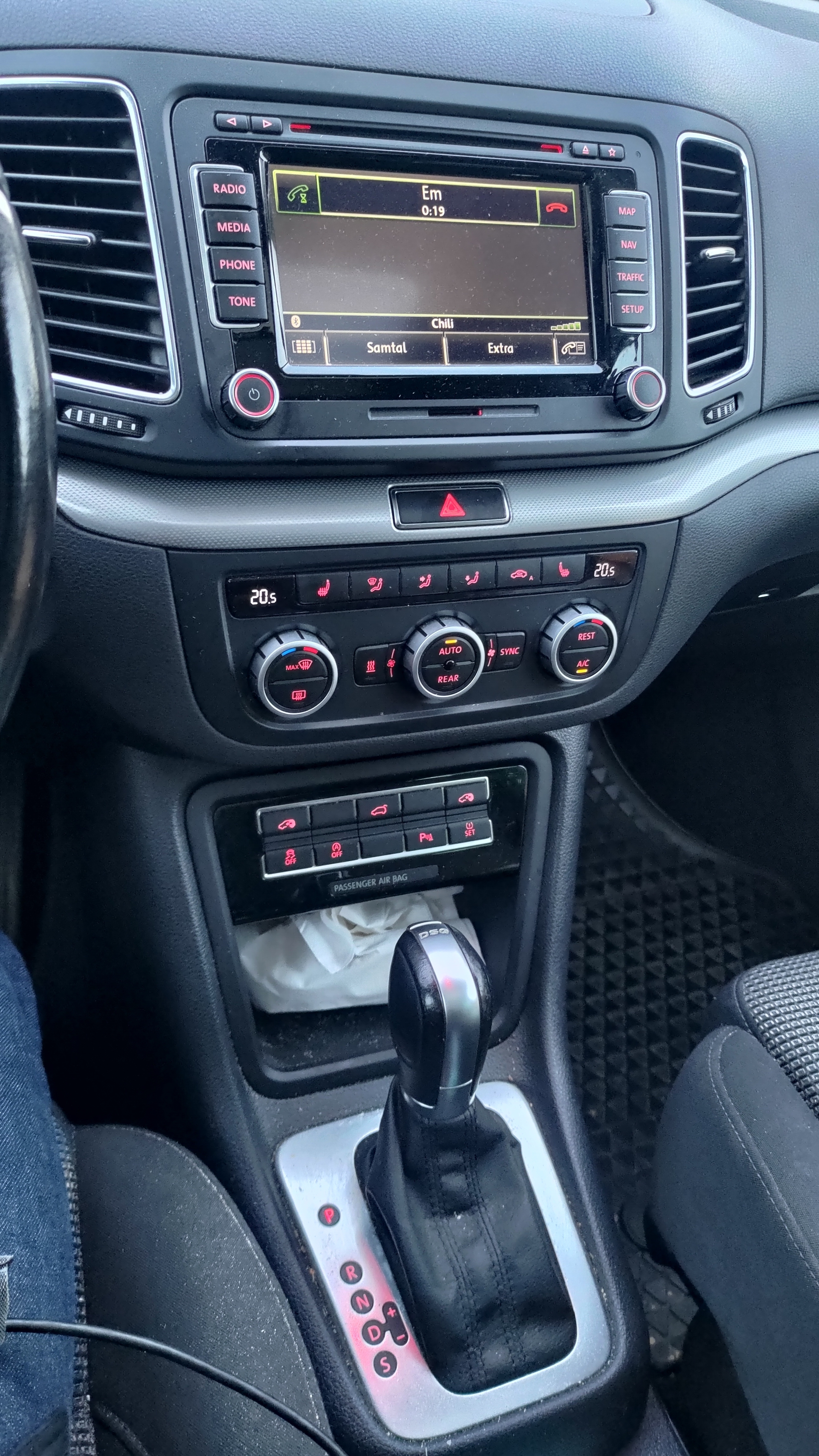 Volkswagen Sharan 2015, bild 4/6