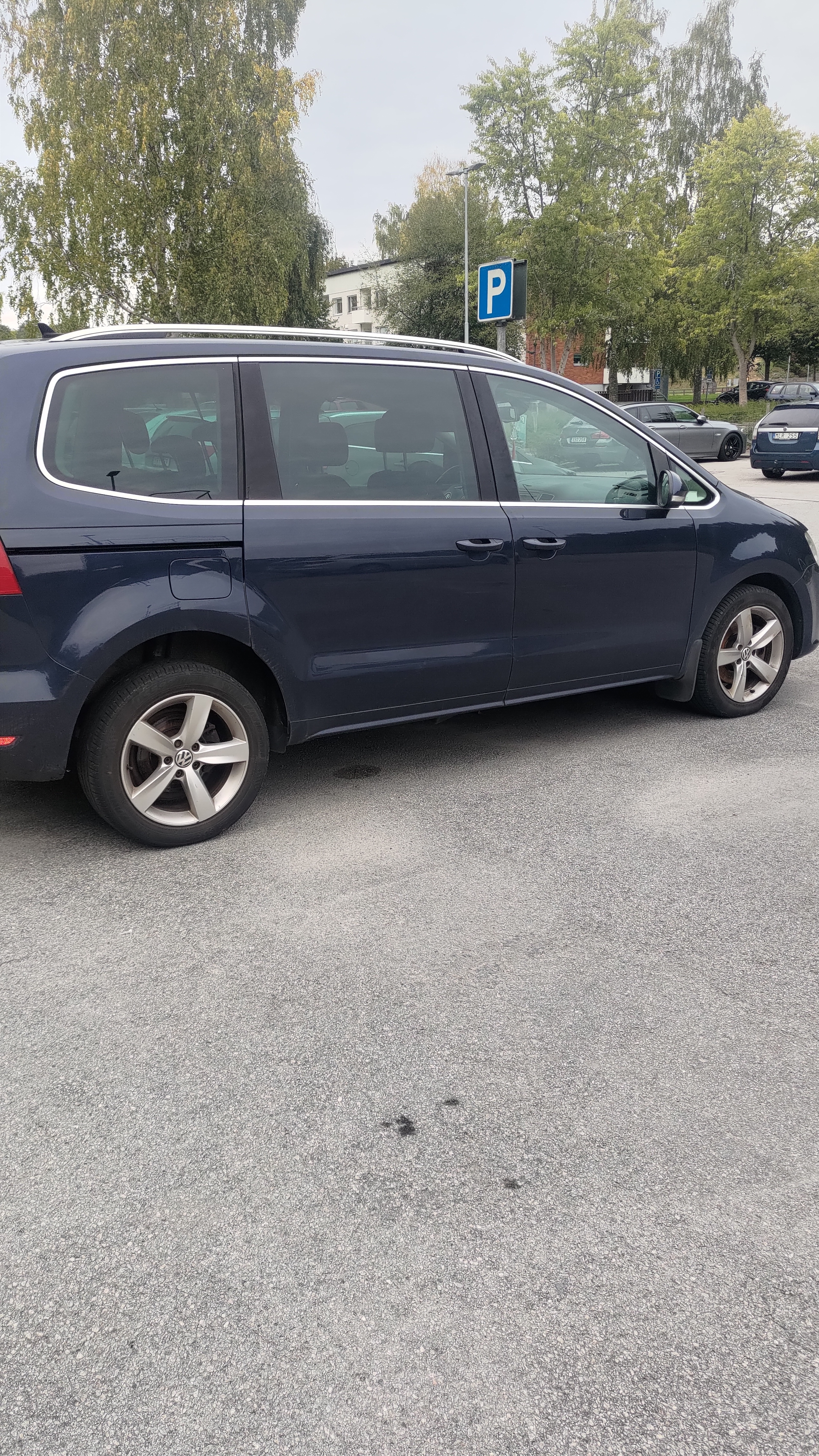 Volkswagen Sharan 2015, bild 5/6