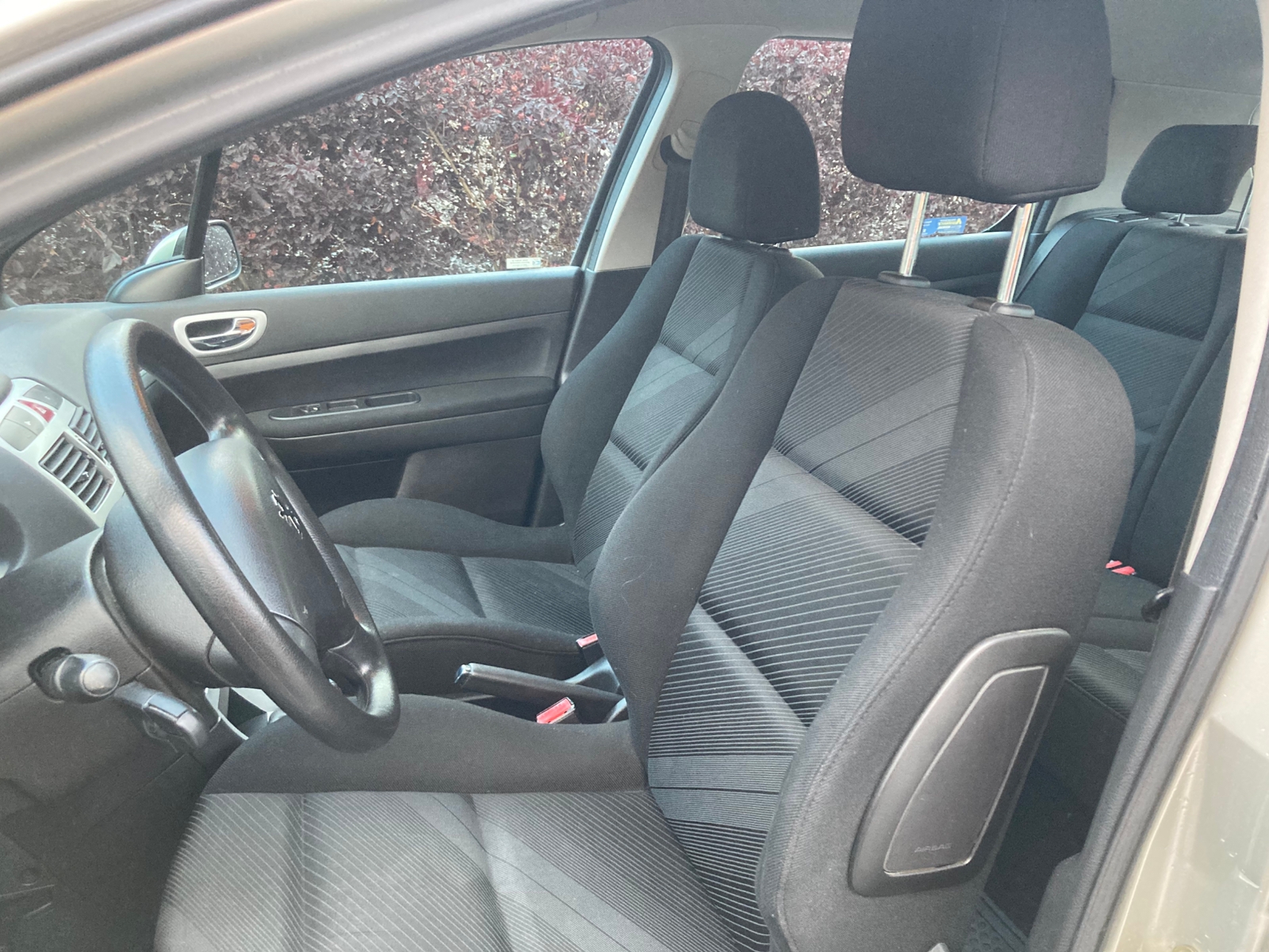 Peugeot 307 5-dörrar 1.6 Manuell 2006, bild 5/8