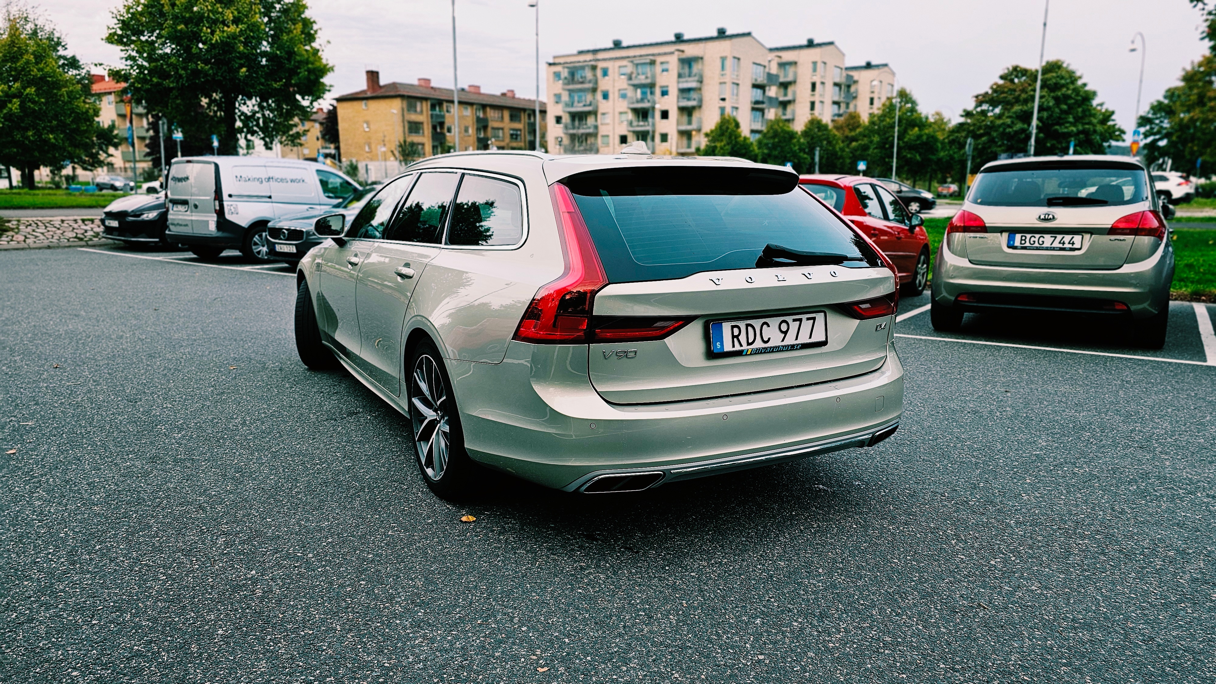 Volvo V90 D4 Geartronic 2019, kuva 4/10
