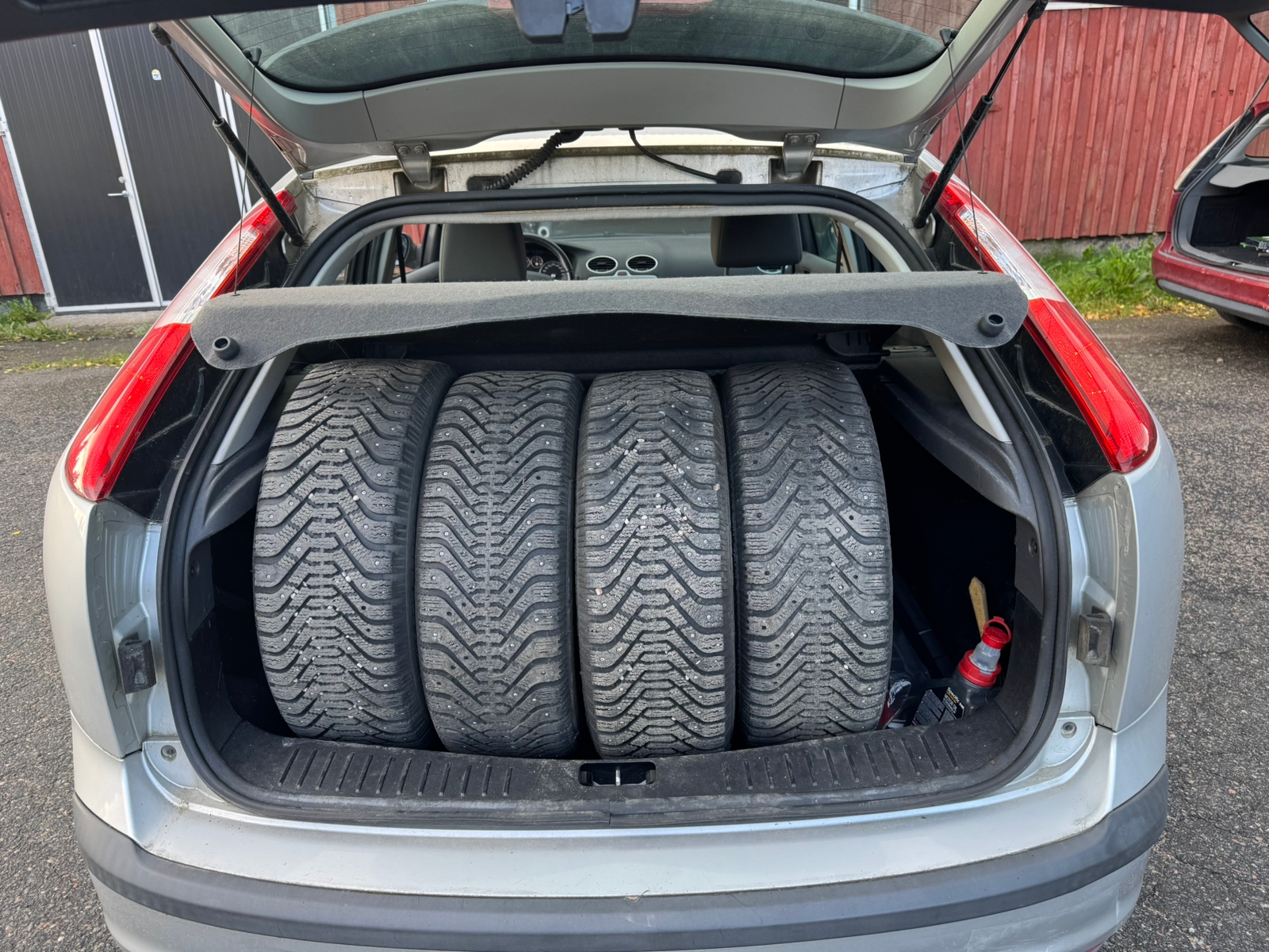 Ford Focus 2008, bild 4/5