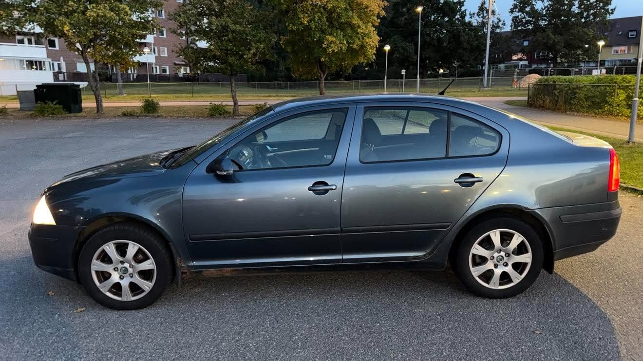 Skoda Octavia 1.6 MPI Manuell 2006, bild 3/6