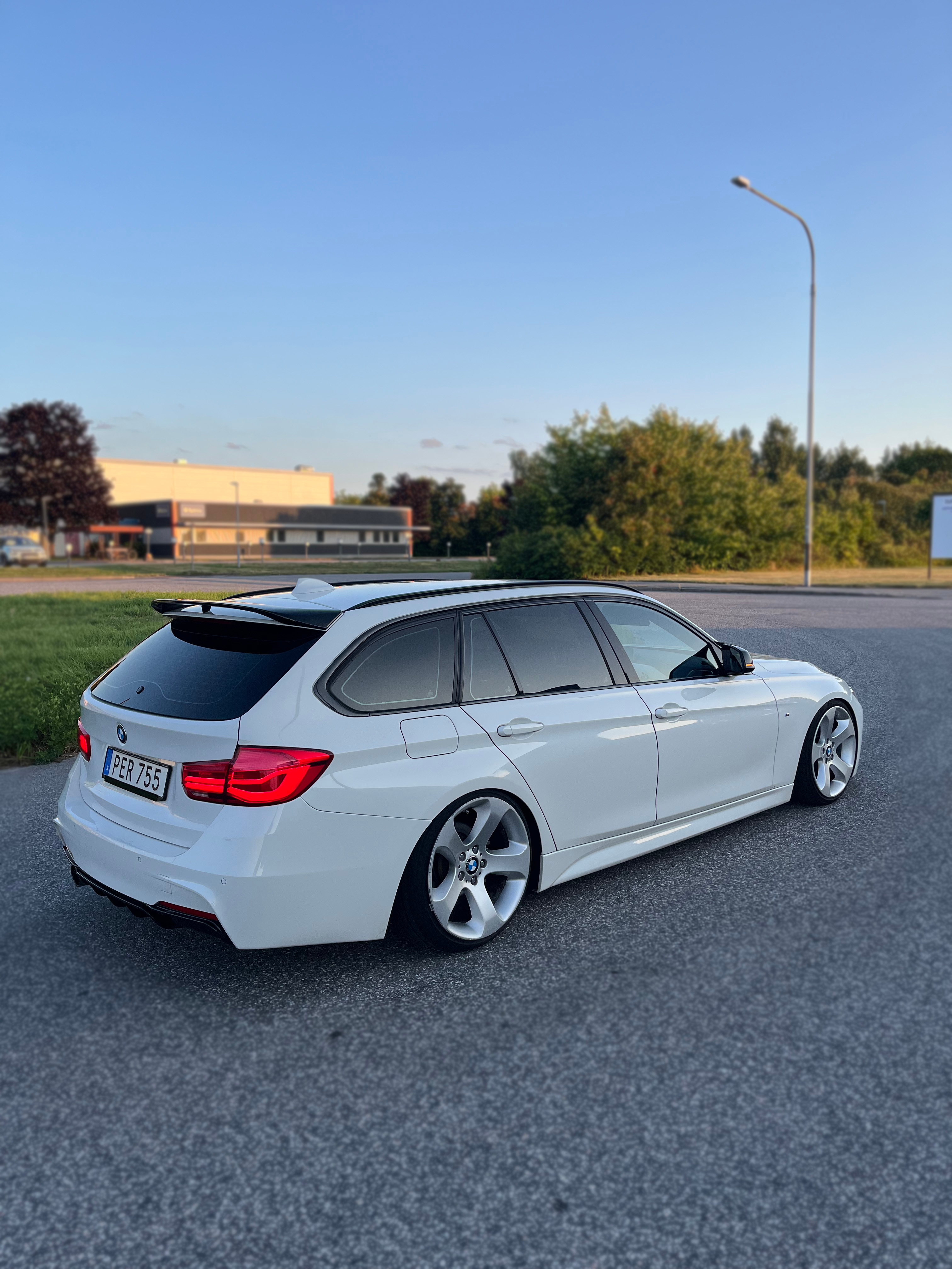 BMW 320 d 190hk/m-sport/coilovers/fälgar 2017, bild 3/7