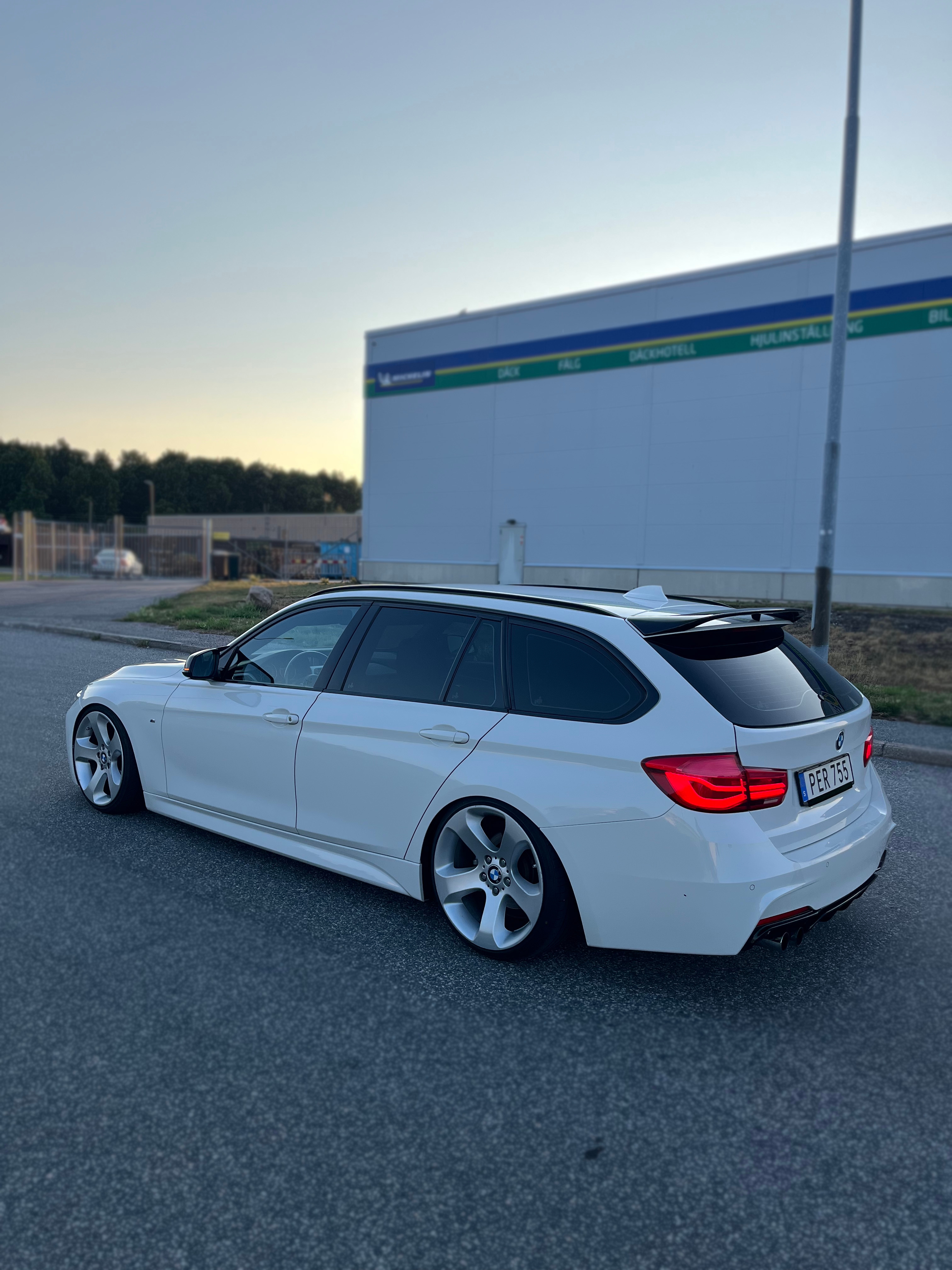 BMW 320 d 190hk/m-sport/coilovers/fälgar 2017, bild 6/7