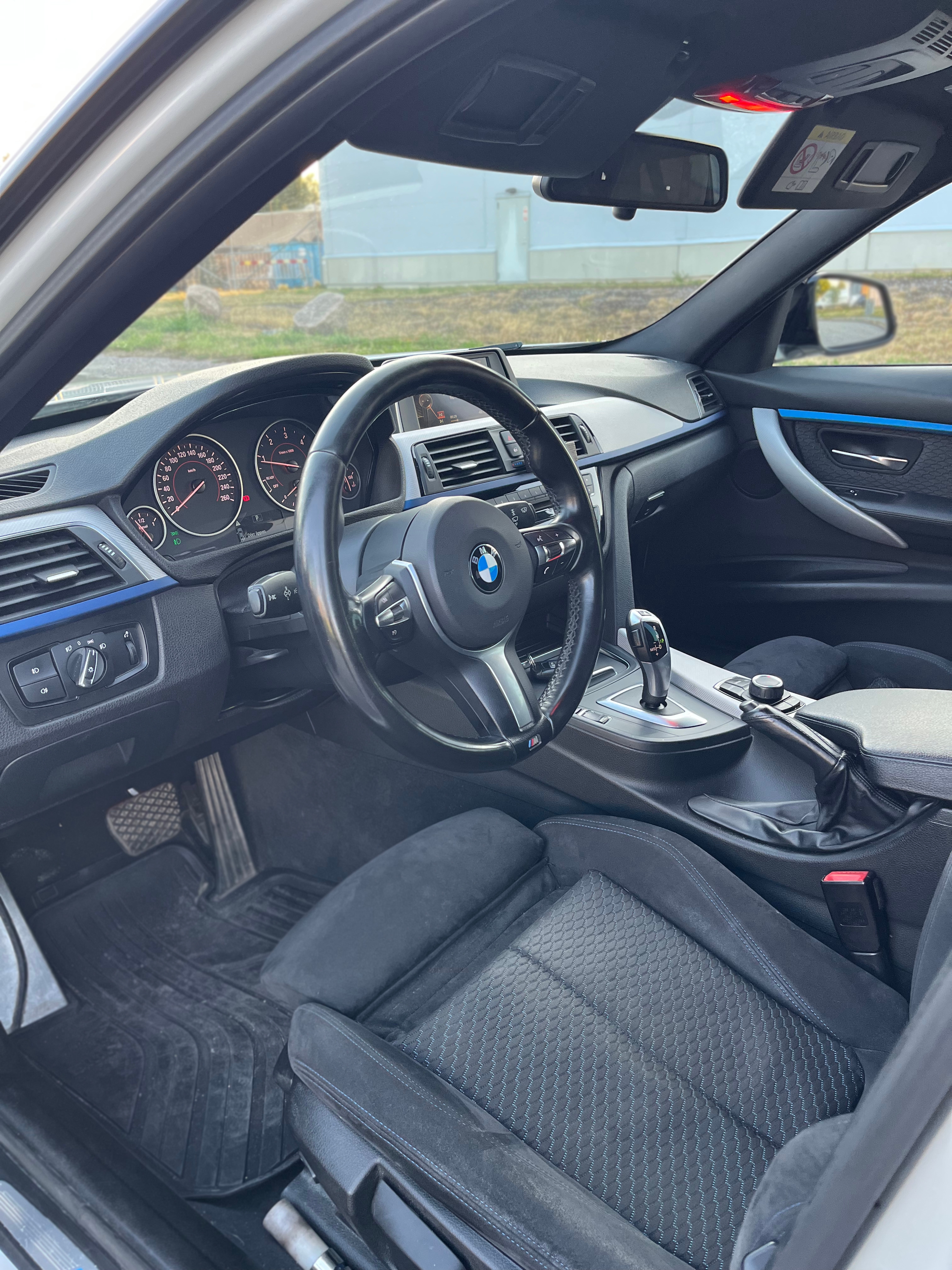 BMW 320 d 190hk/m-sport/coilovers/fälgar 2017, bild 7/7