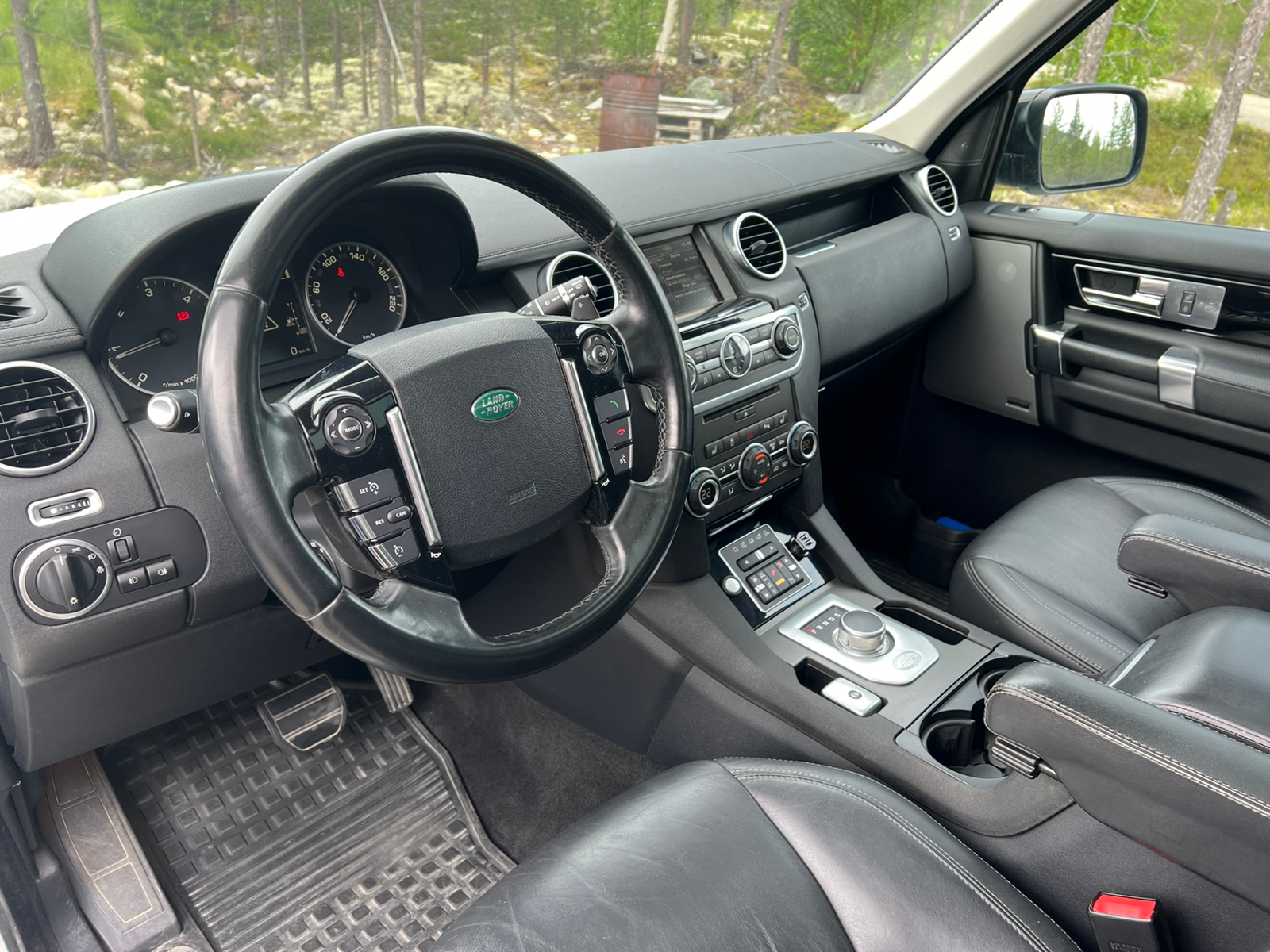 Land Rover Discovery 2013, kuva 6/6