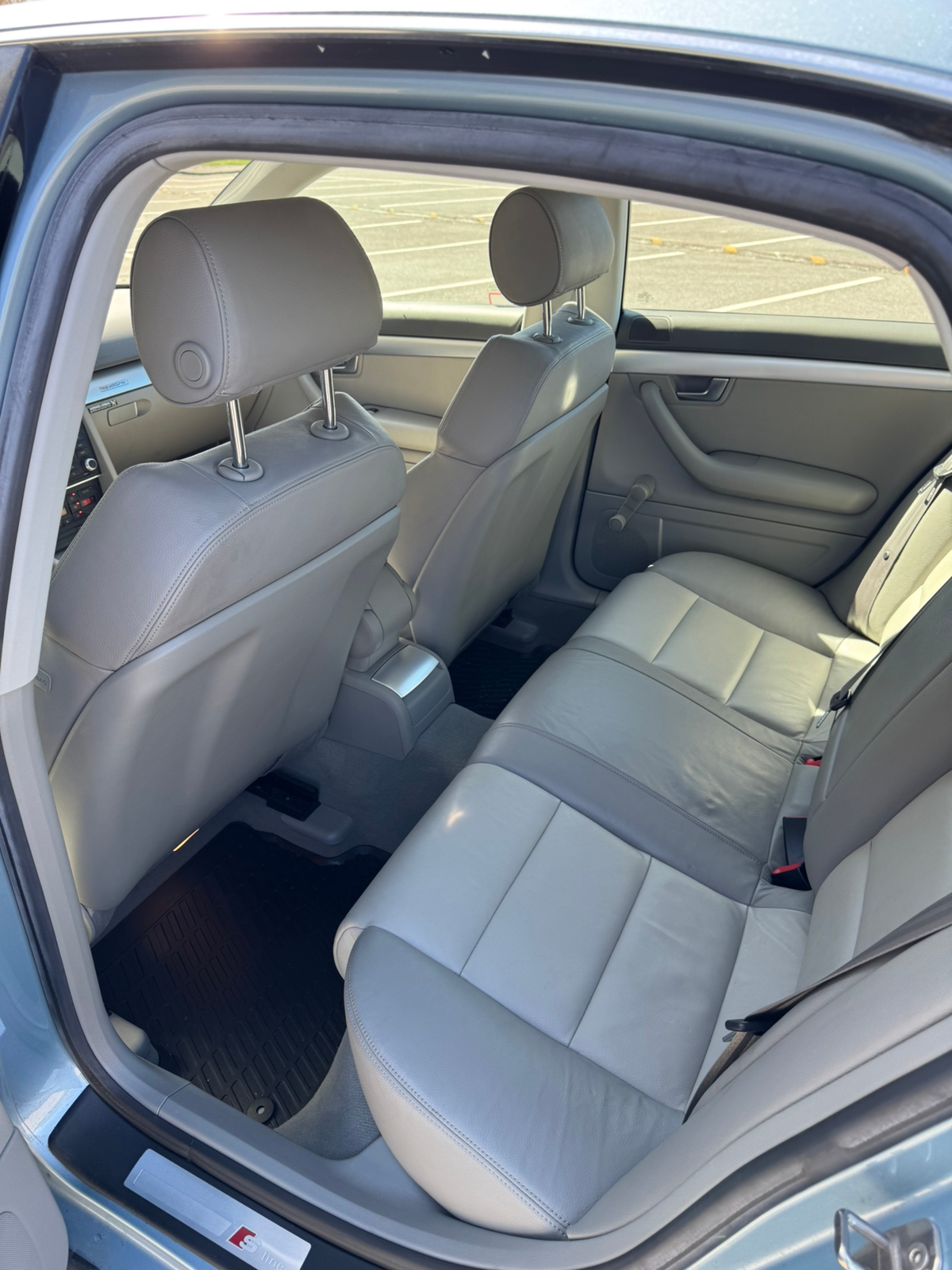 Audi A4 Sedan 2.0 TFSI quattro Manuell 2007, bild 6/6