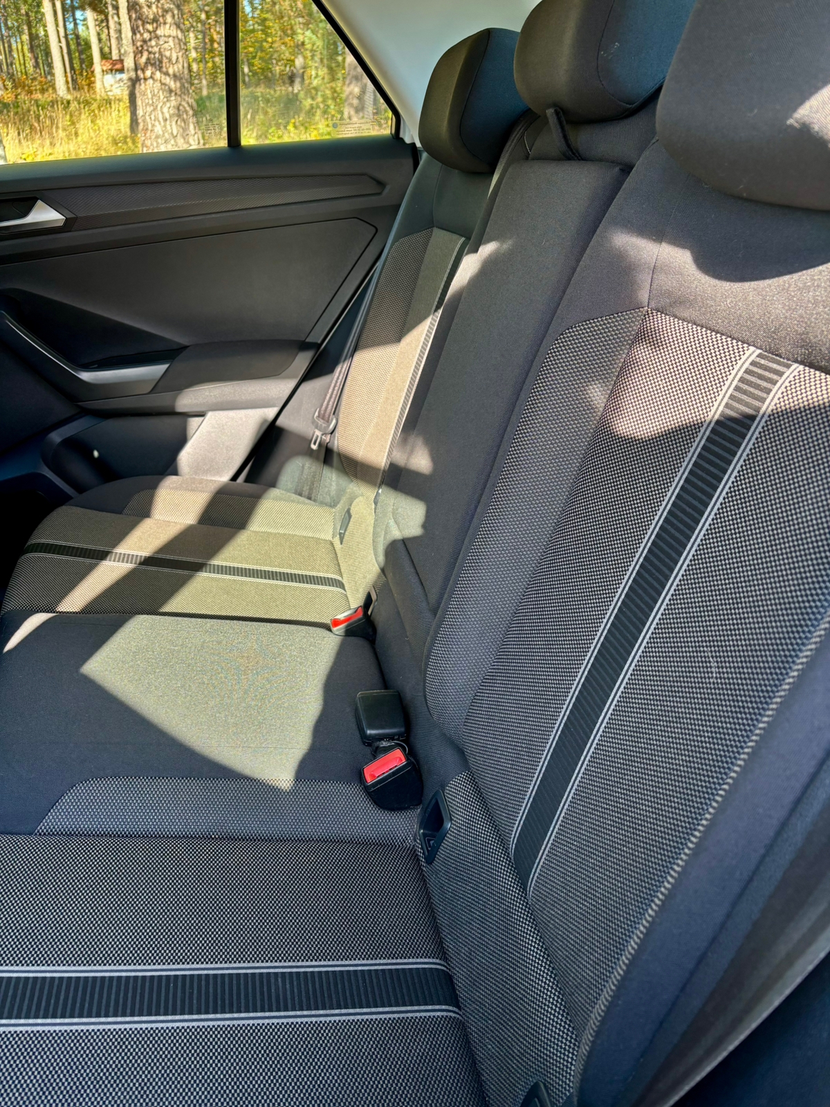 Volkswagen T-Roc 1.0 TSI OPF 2020, bild 7/11