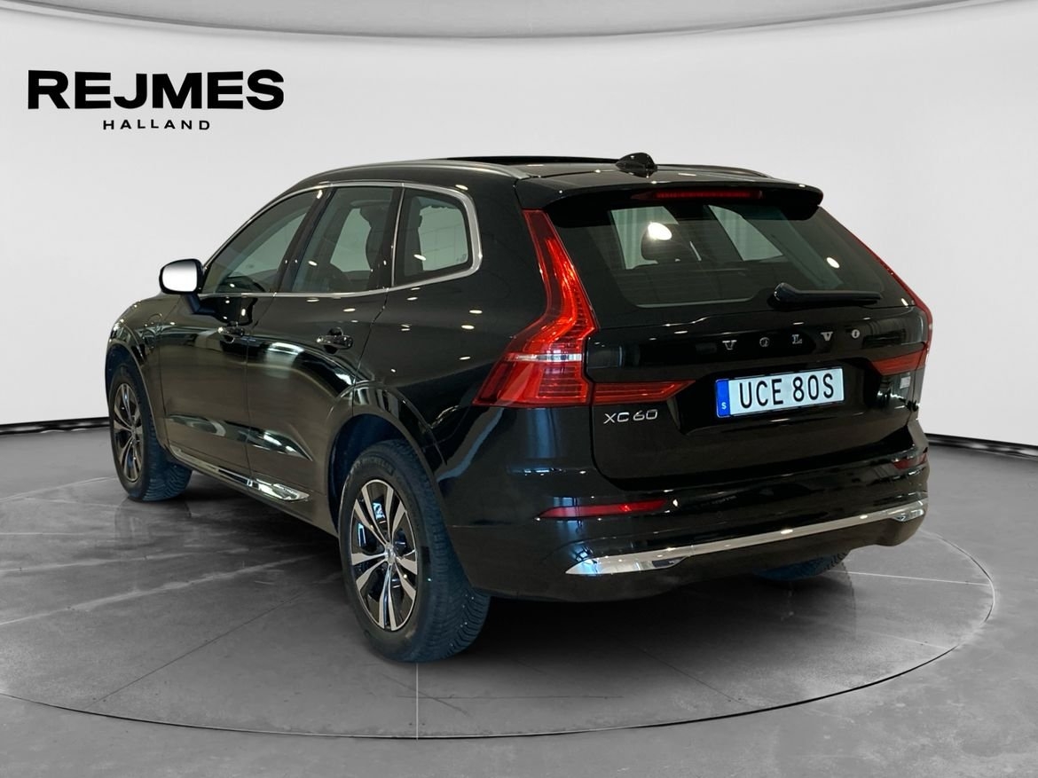 Volvo XC60 Recharge T6 Core Edition 2023, bild 2/10