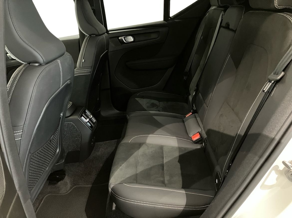 Volvo EX40 2025, bild 7/10