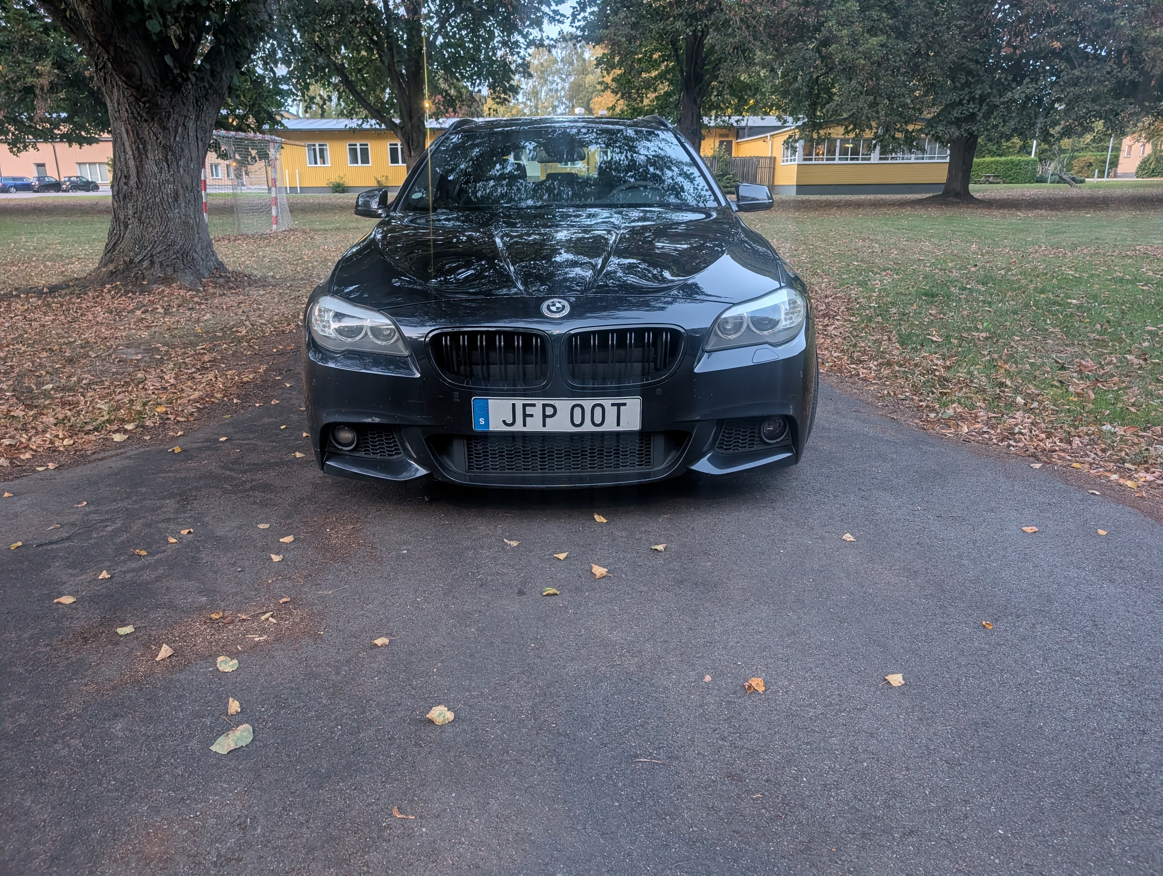 BMW 530 d Touring Steptronic 2011, kuva 3/8