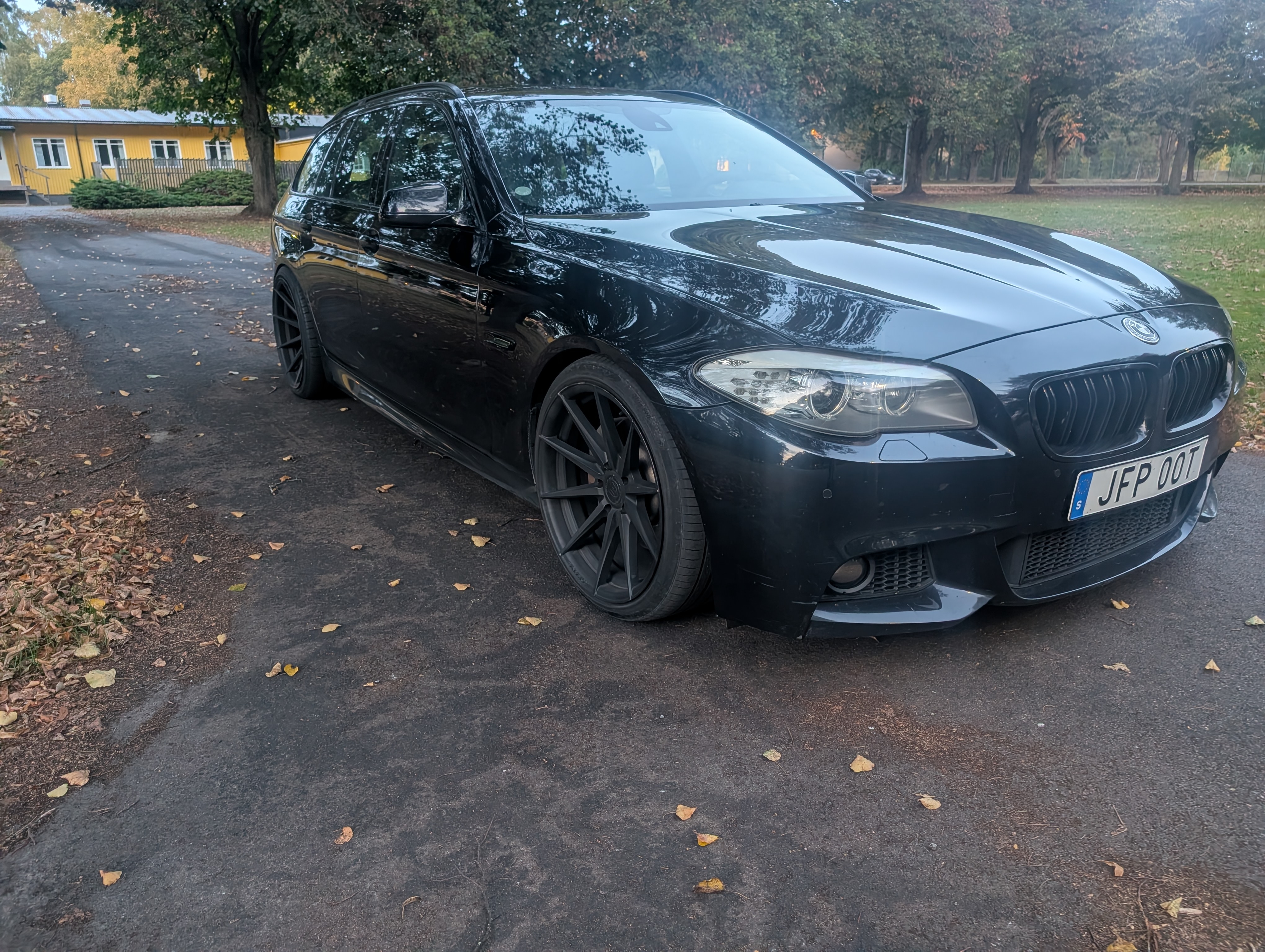 BMW 530 d Touring Steptronic 2011, kuva 4/8