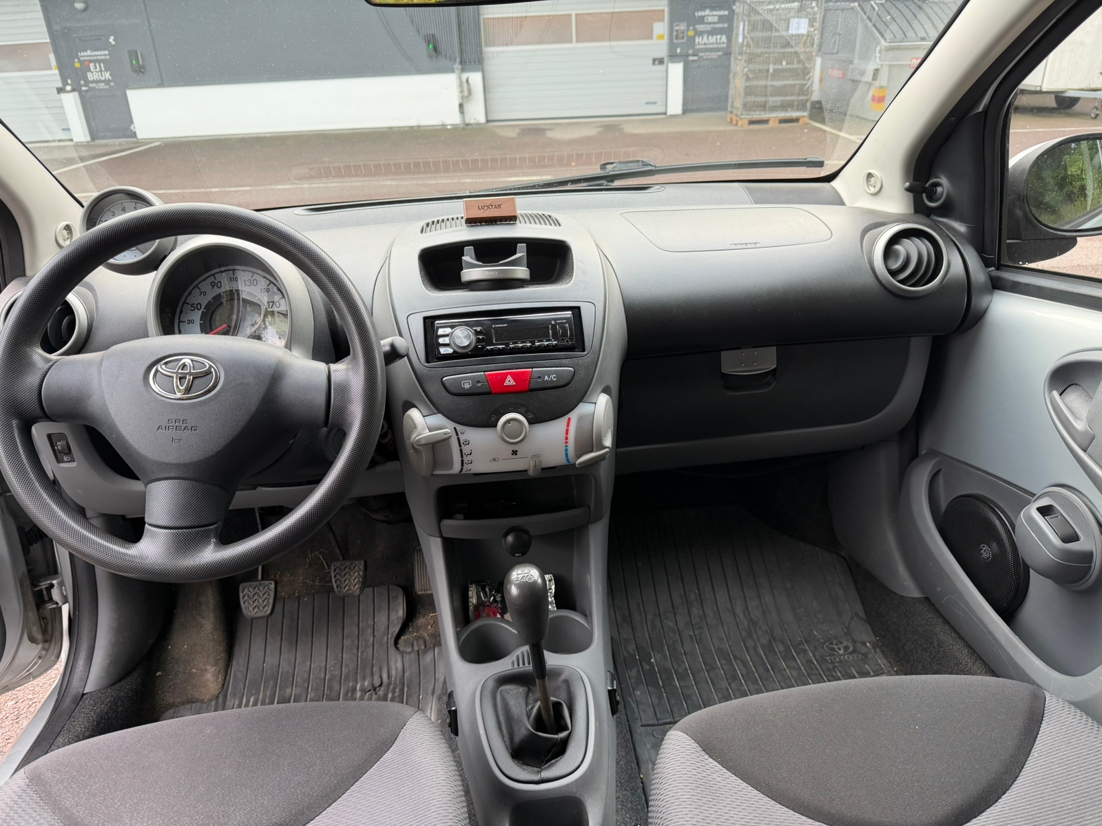 Toyota Aygo 5-dörrar 1.0 VVT-i Manuell 2007, bild 6/6