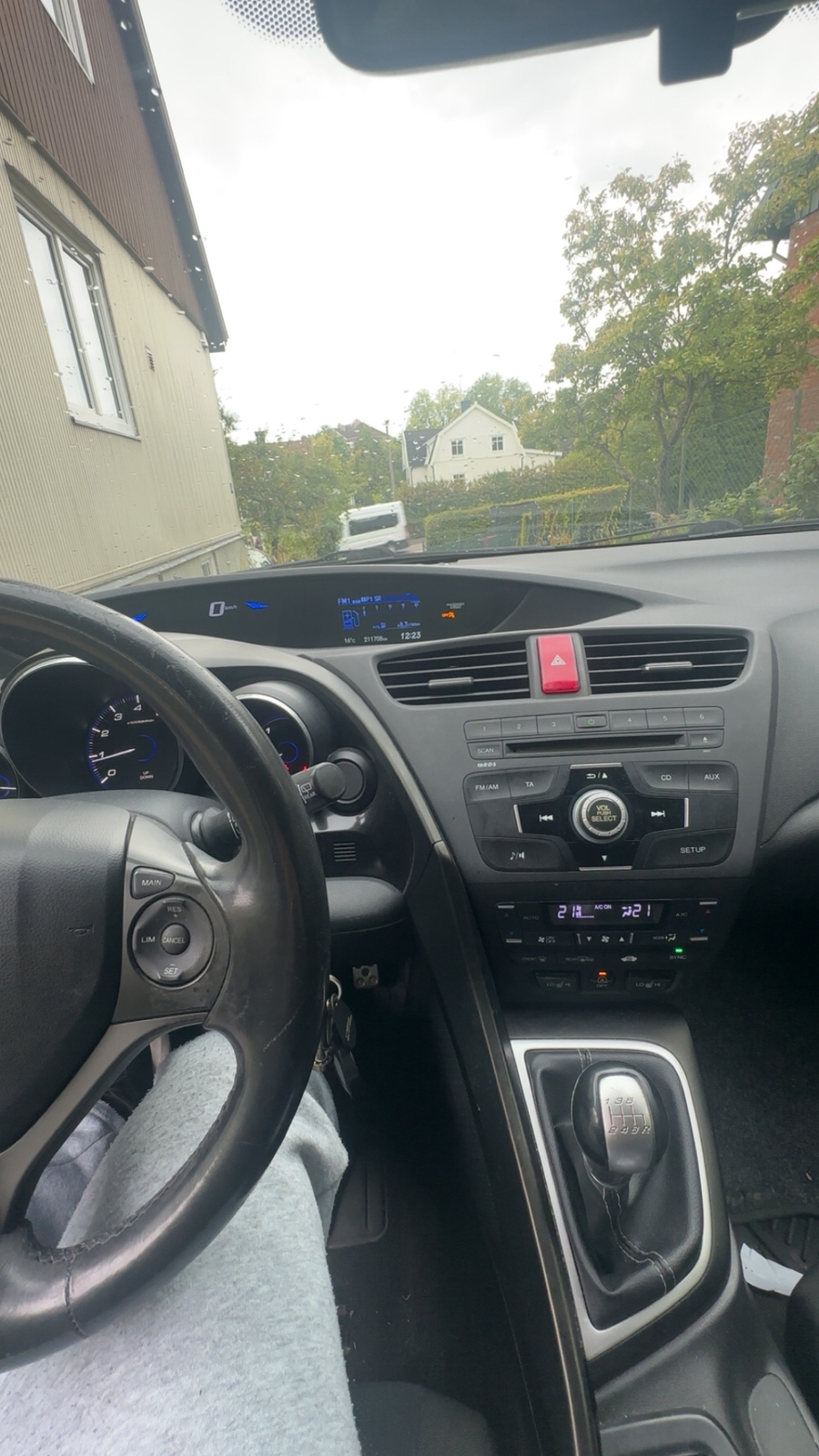 Honda Civic 1.8 i-VTEC Manuell 2012, bild 5/7