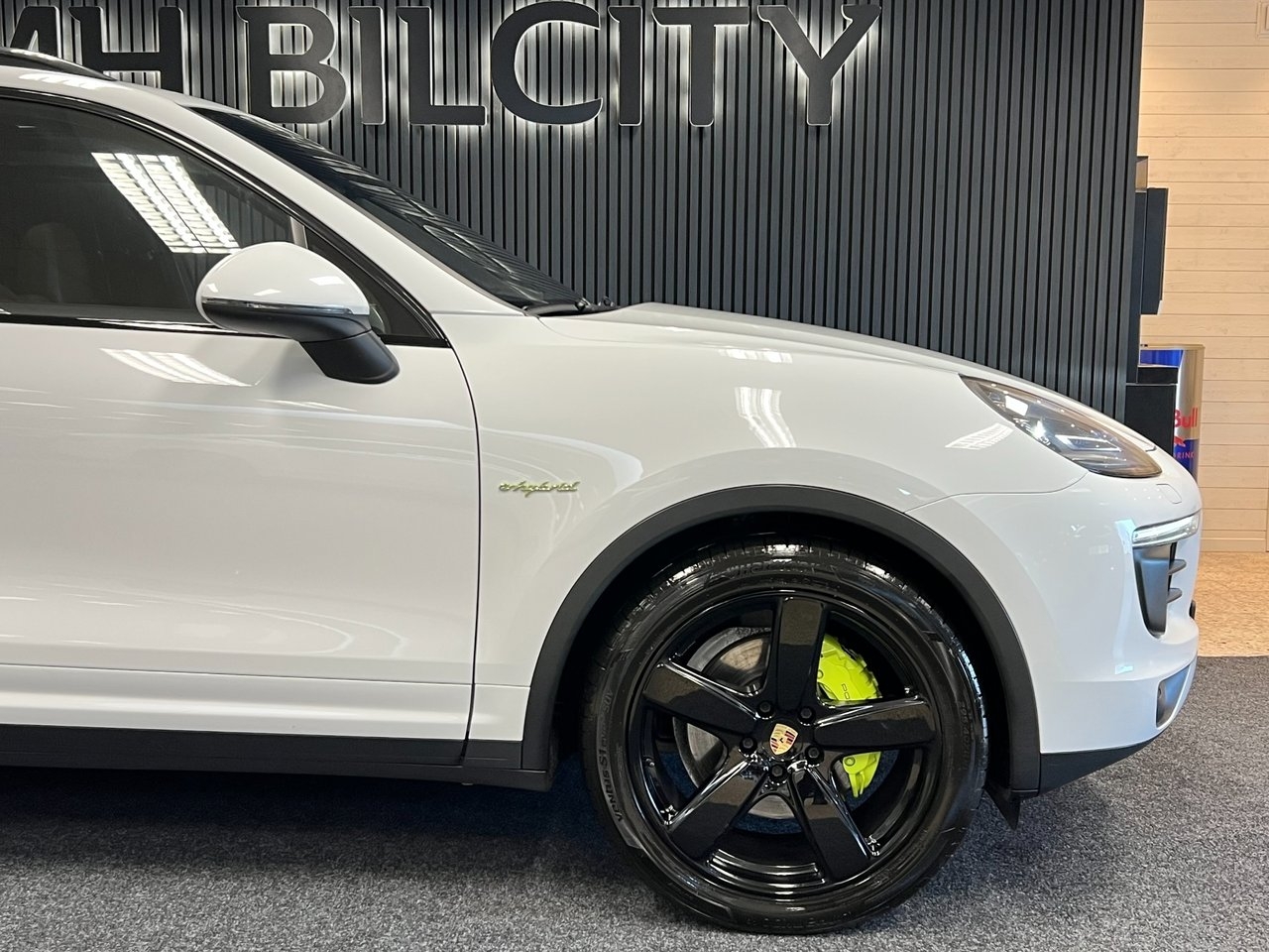 Porsche Cayenne 2016, kuva 7/10