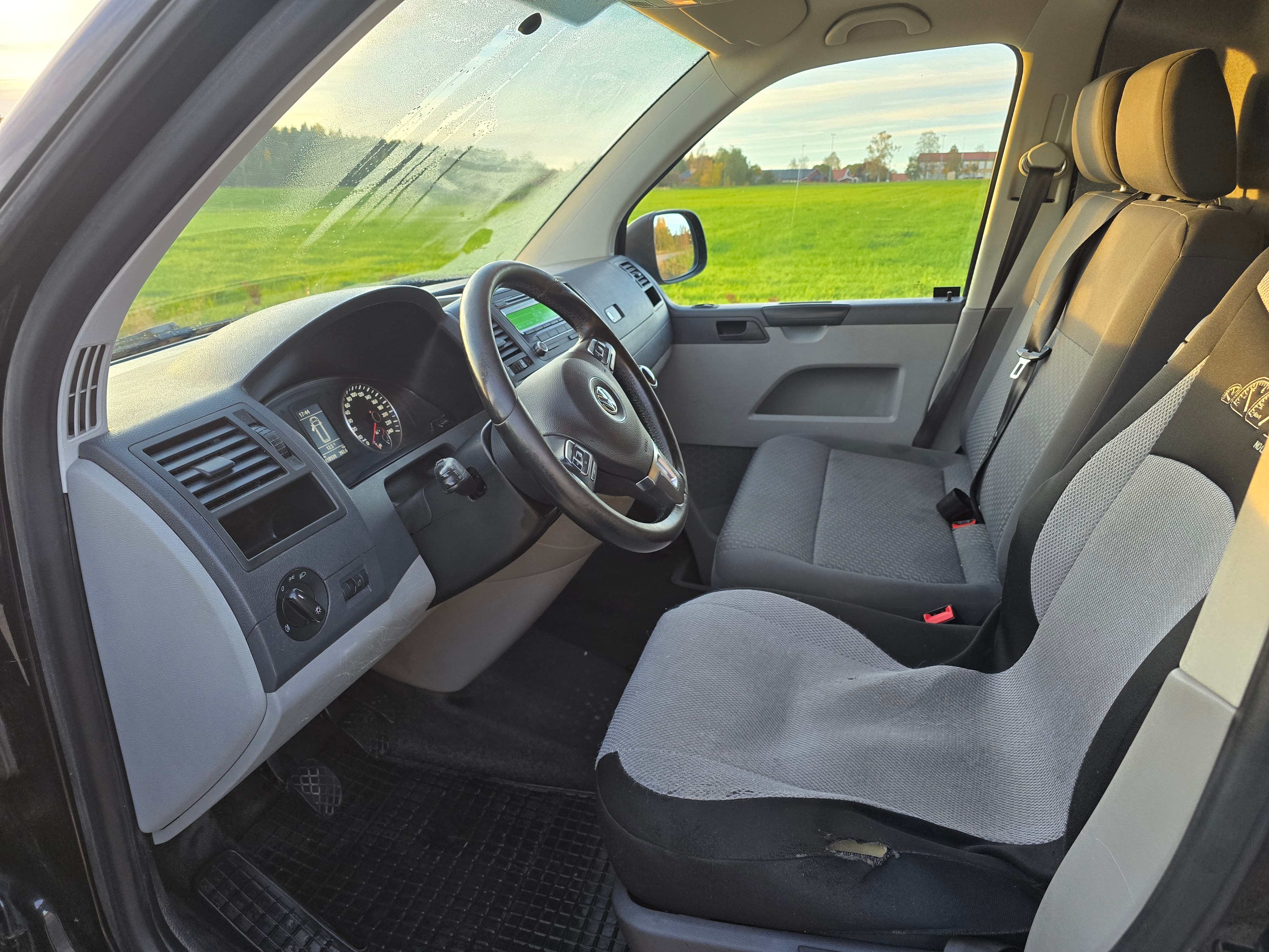 Volkswagen Transporter 2014, bild 4/5