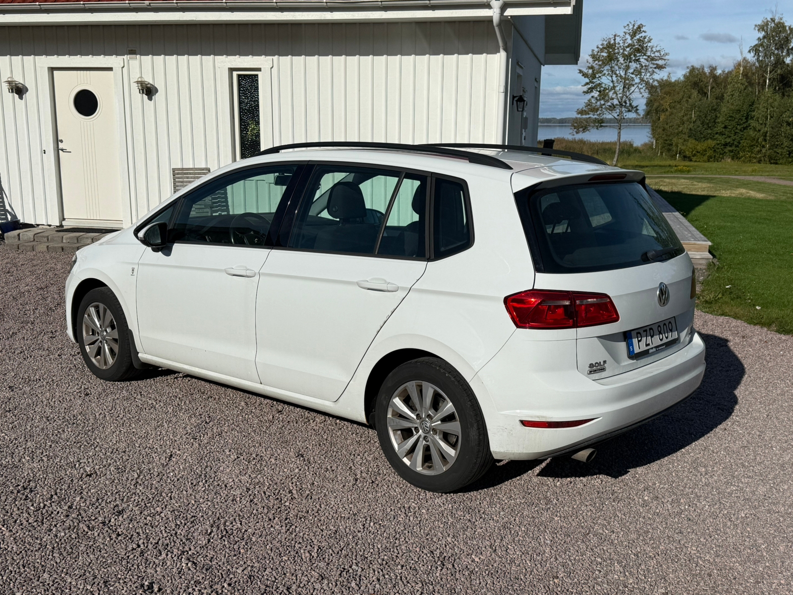 Volkswagen Golf Sportsvan 2016, kuva 3/6