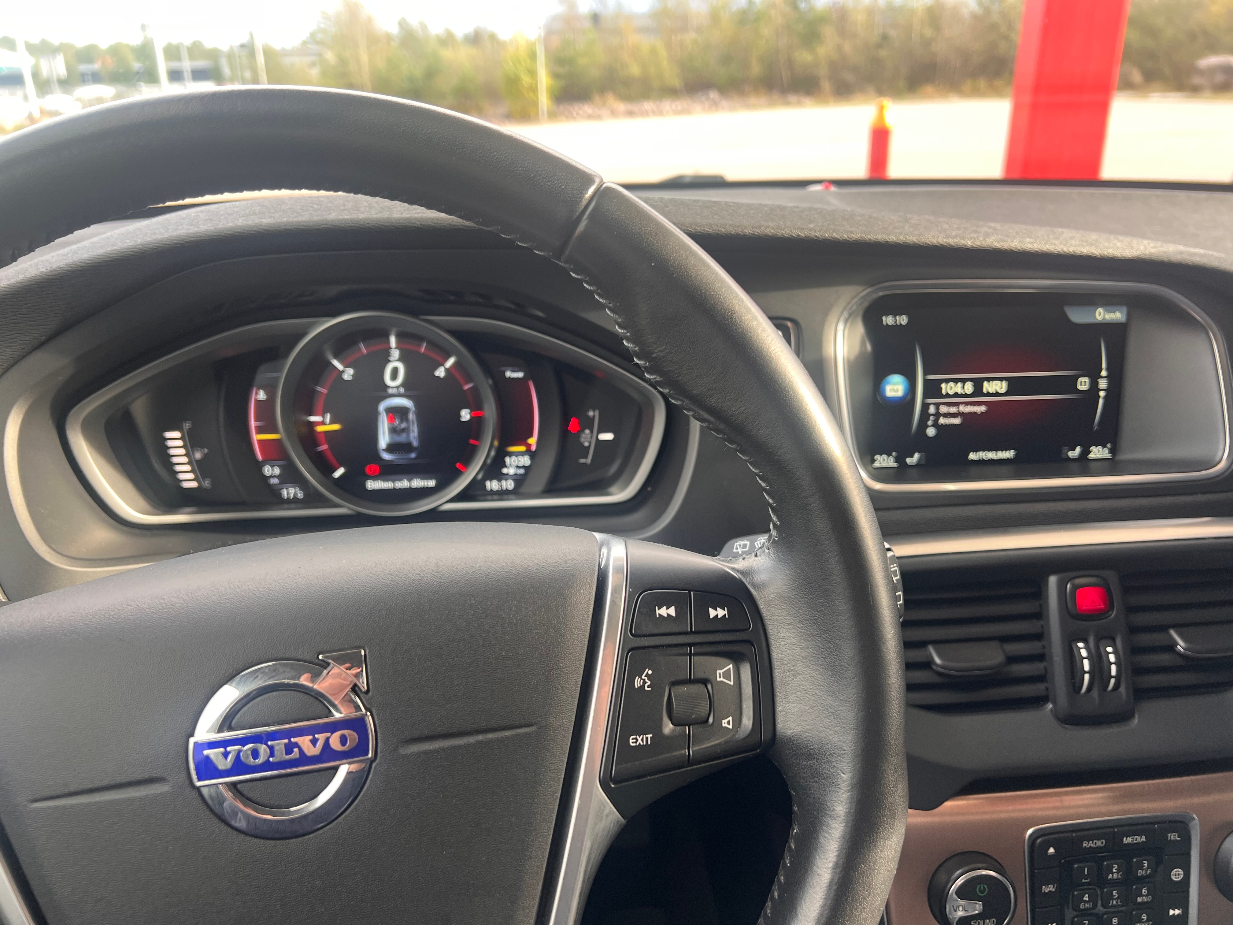 Volvo V40 Cross Country D2 Manuell 2016, bild 5/5
