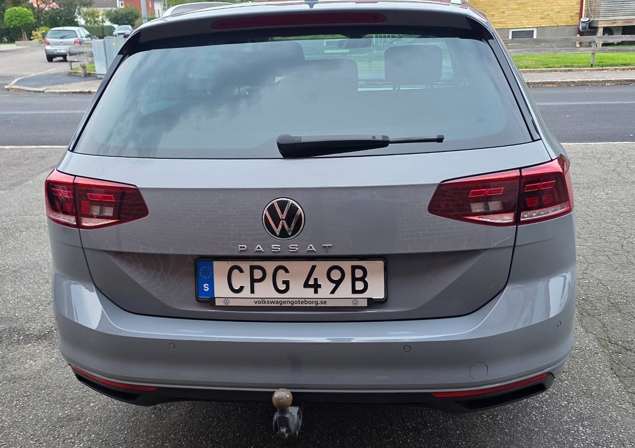 Volkswagen Passat 2023, photo 4/10