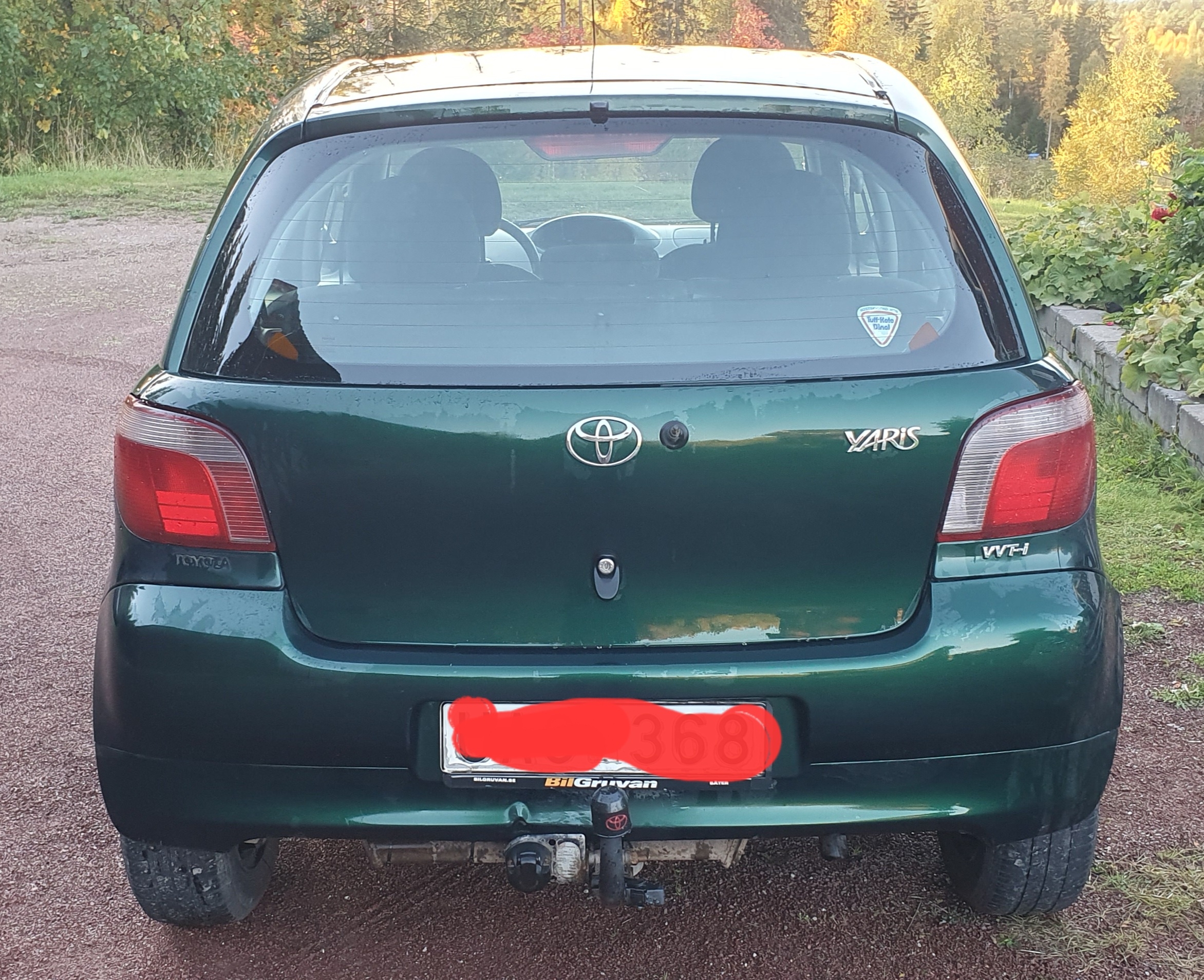 Toyota Yaris 5-dörrar 1.3 VVT-i Manuell 2003, bild 2/9