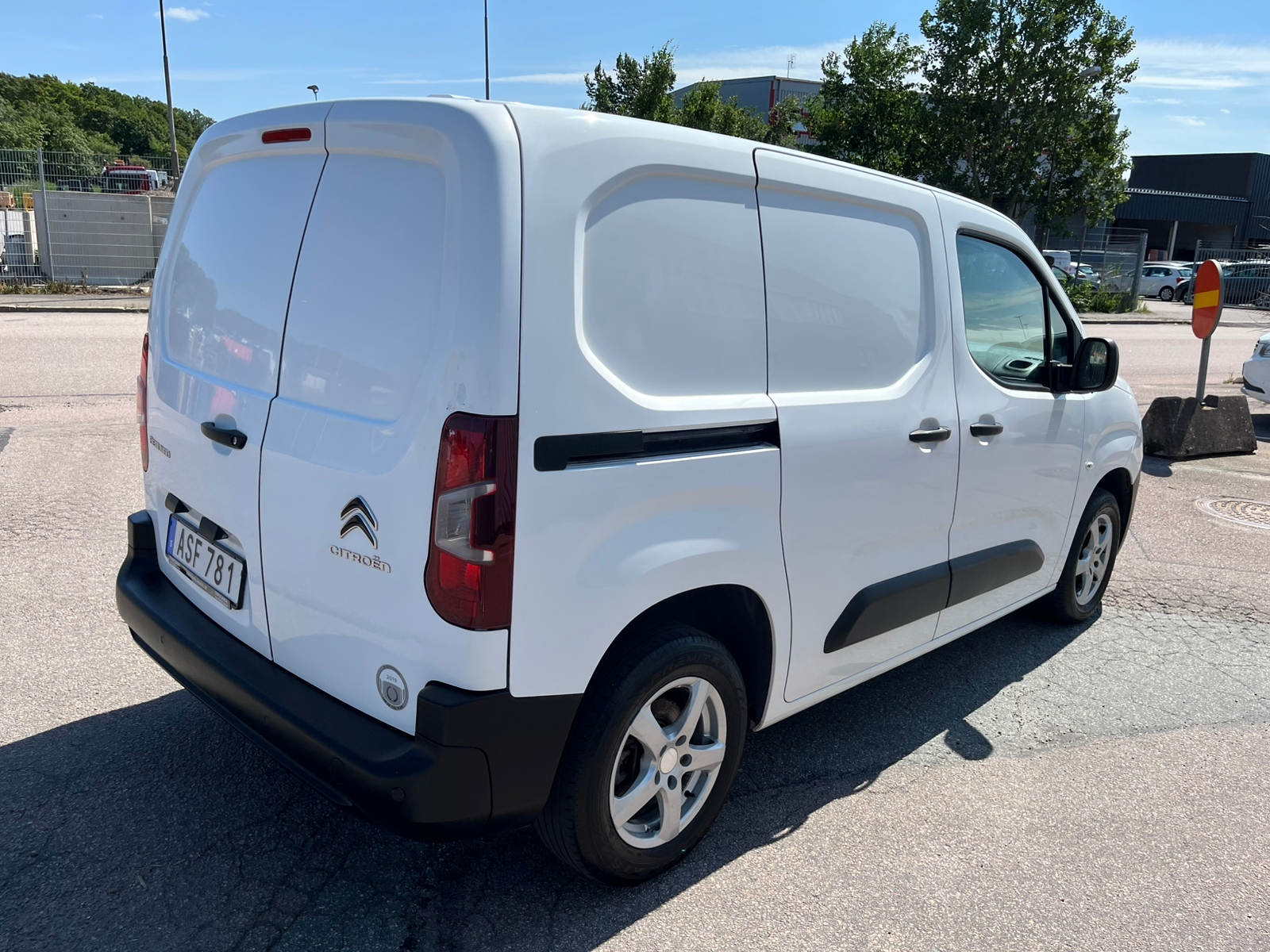 Citroen Berlingo 2019, bild 3/8