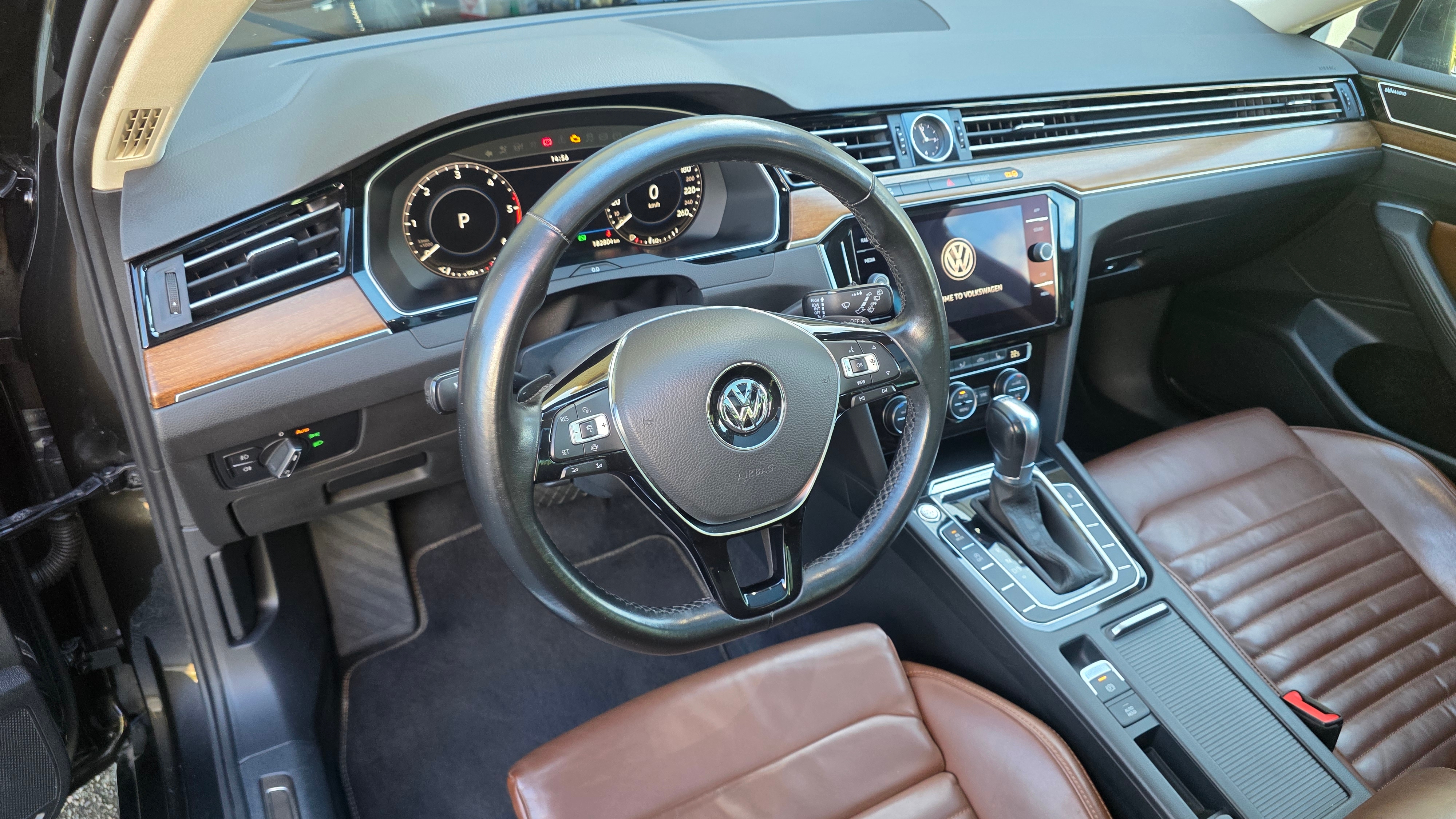 Volkswagen Passat 2019, bild 7/10
