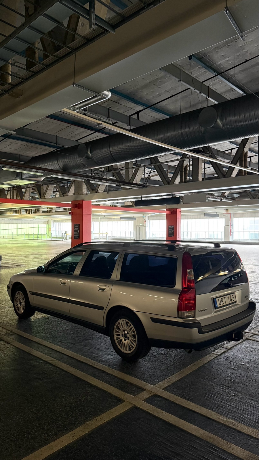 Volvo V70 2004, photo 2/10