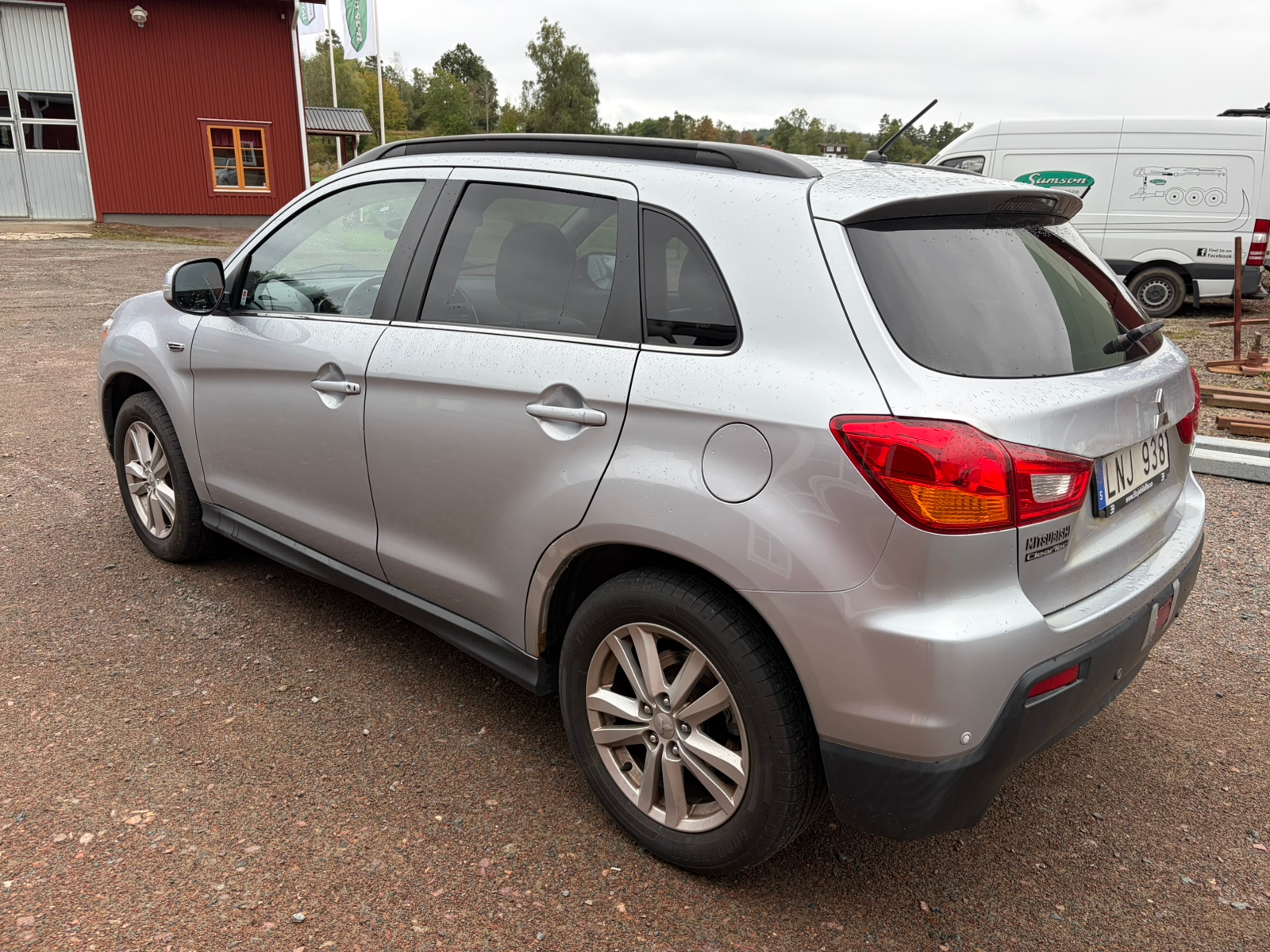 Mitsubishi ASX 2011, kuva 2/5