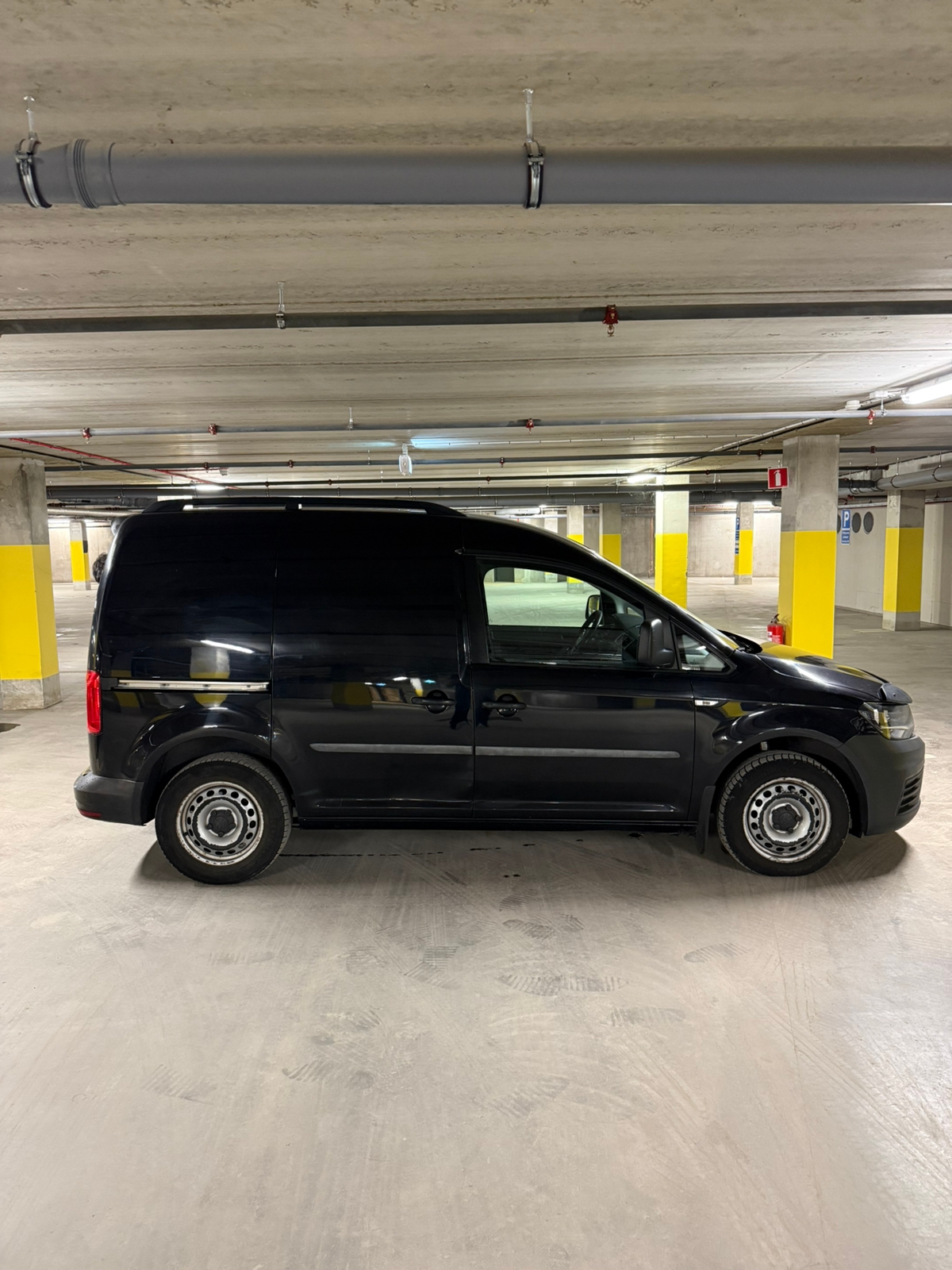 Volkswagen Caddy 2017, bild 4/10