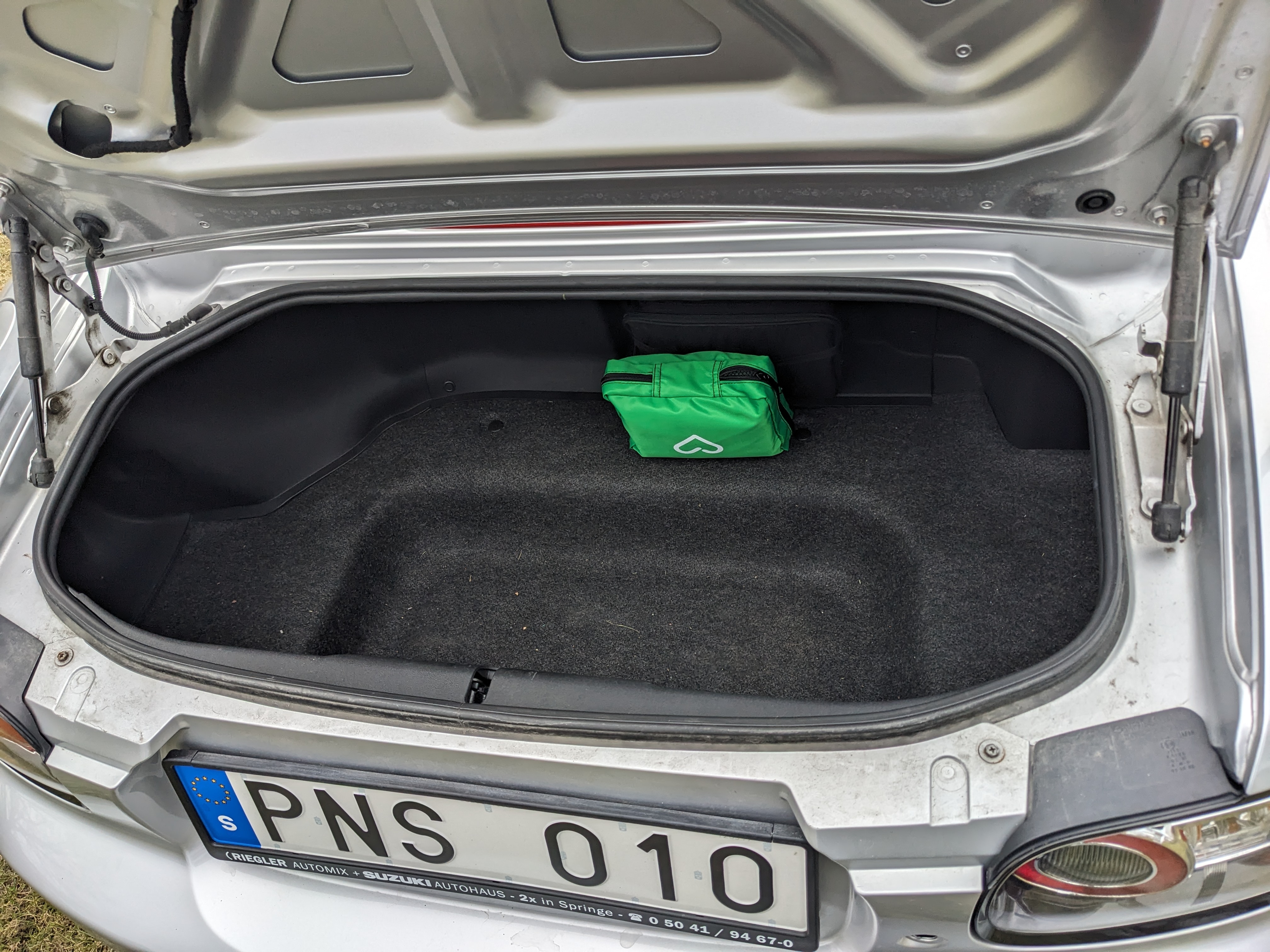 Mazda MX-5 Soft-top 1.8 MZR Manuell 2006, bild 7/8