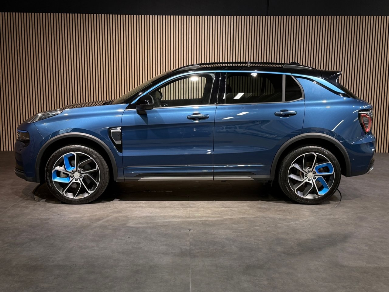 Lynk & Co 01 PHEV DCT / Leasbar / Lågmil 2023, bild 6/10