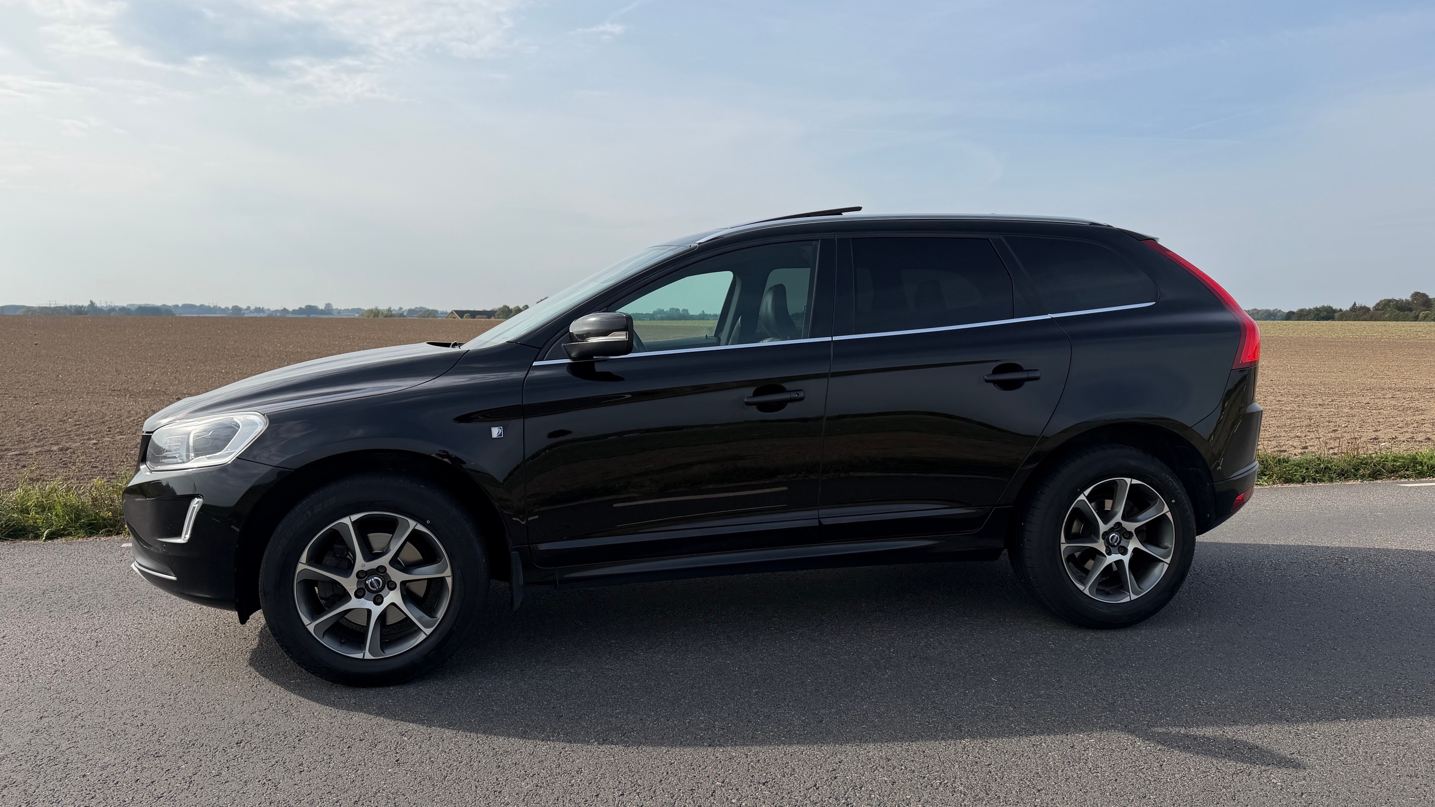 Volvo XC60 2016, bild 2/10
