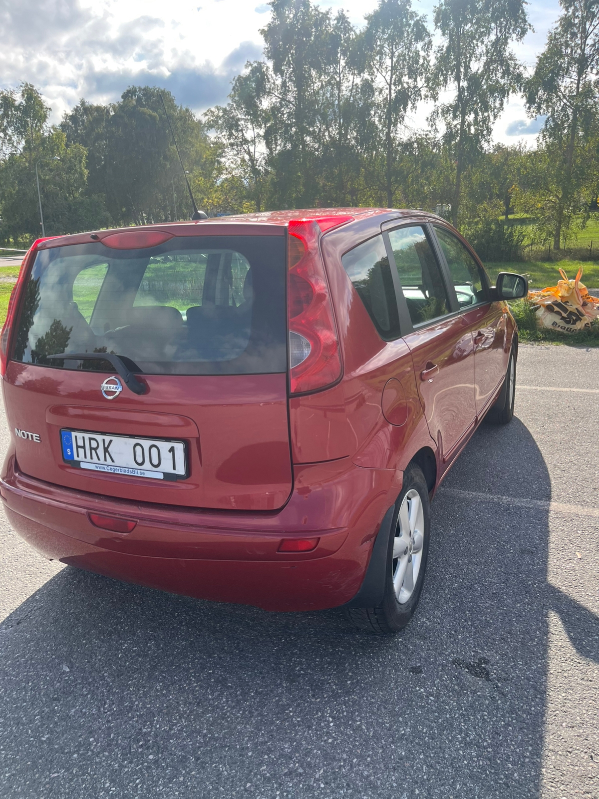 Nissan Note 1.4 Manuell 2009, bild 5/6